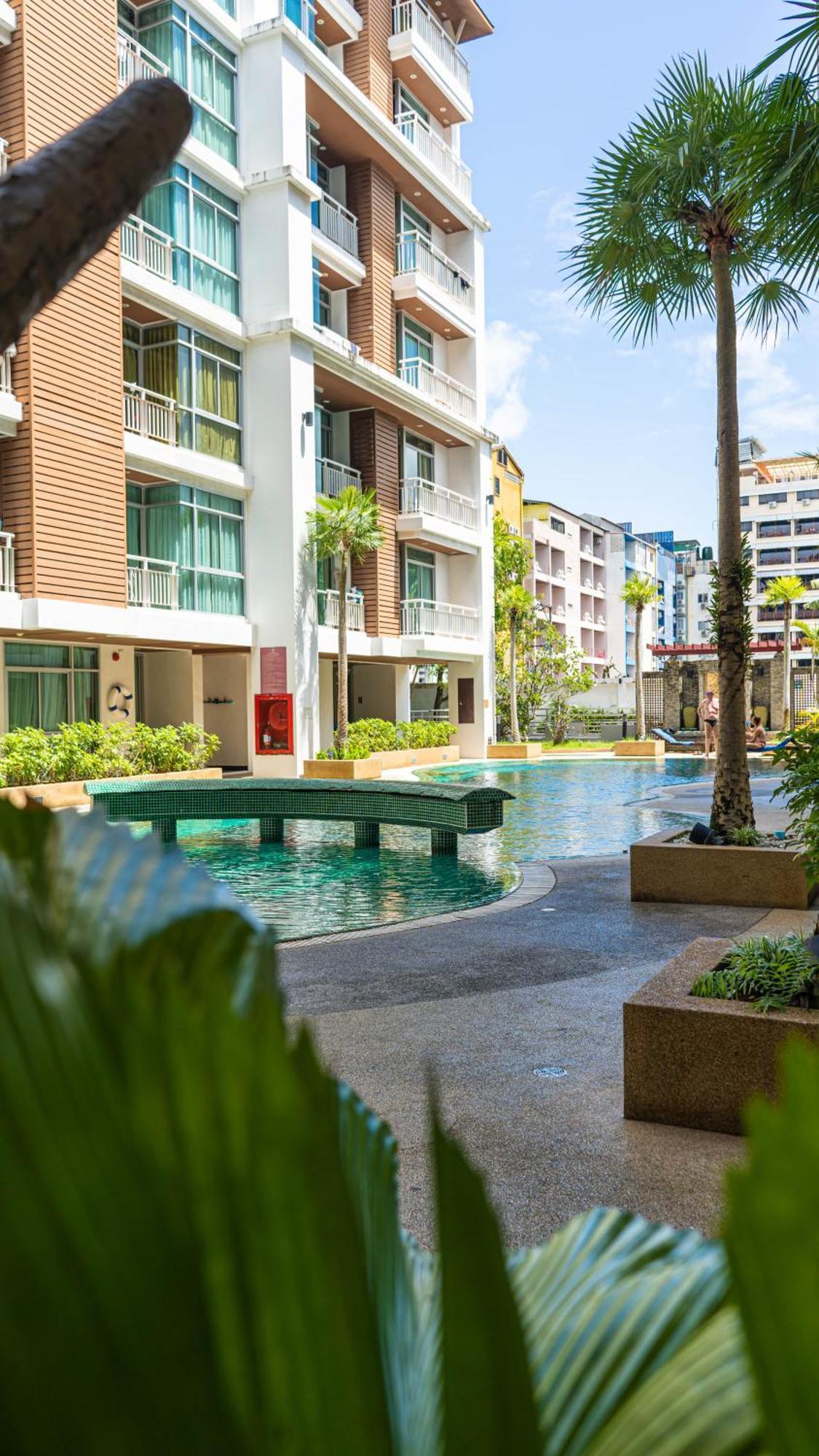 Recently Renovated Pool View In Modern Complex *