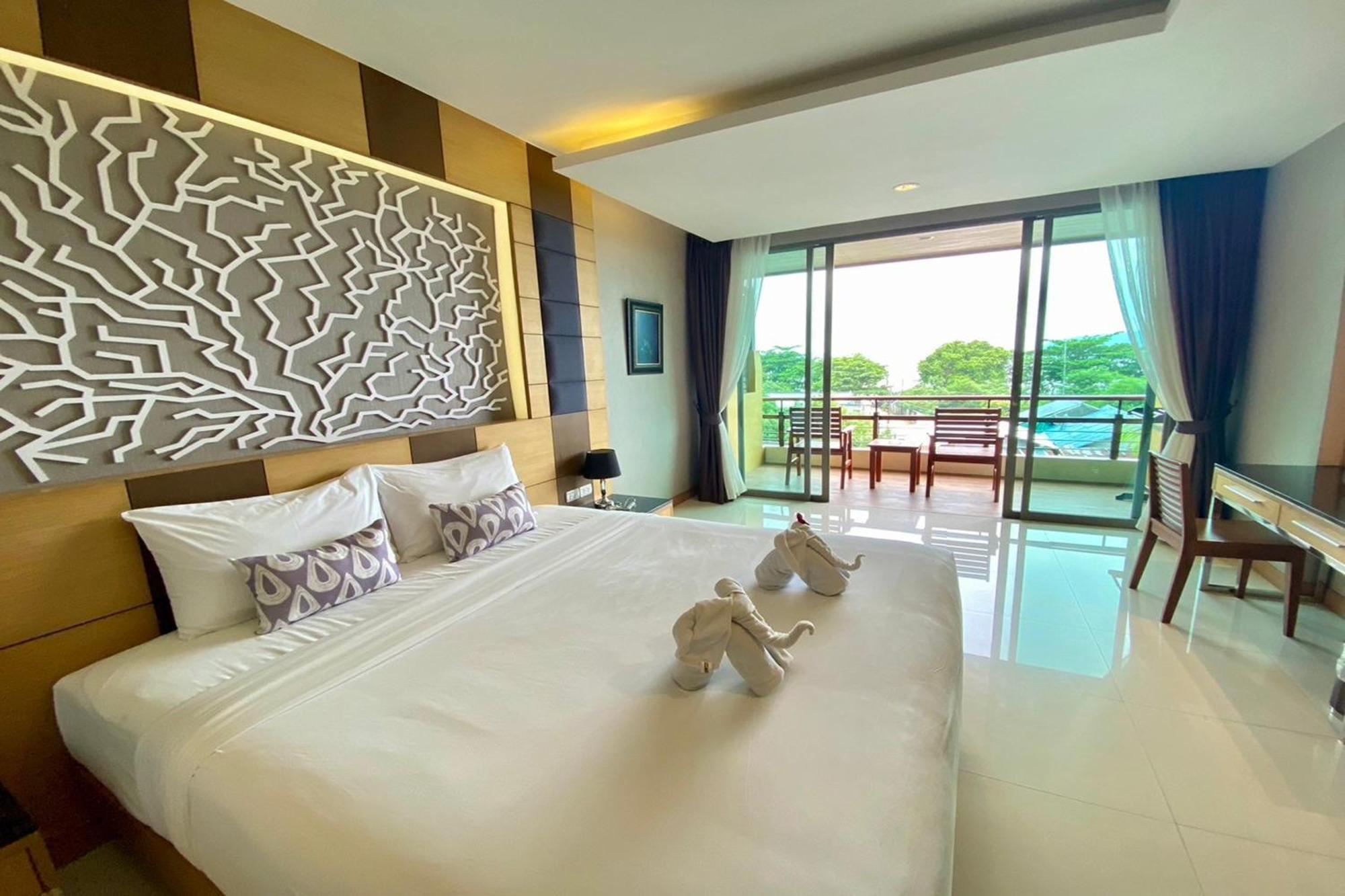 Aqua Sha Hotel 4*