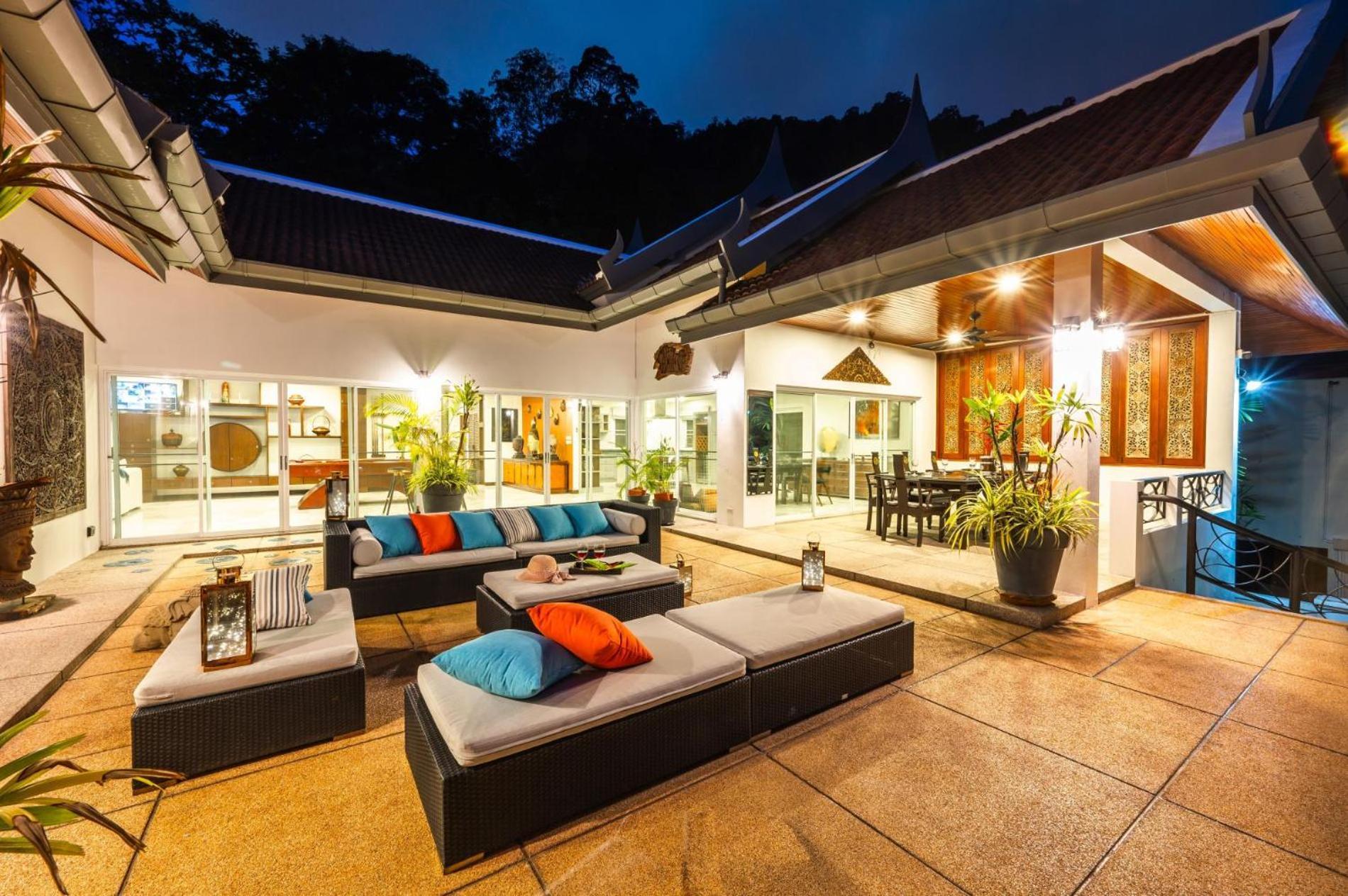 Kinnaree Grand - Pool, Panoramic Views, Maid Pousada Praia de Kamala