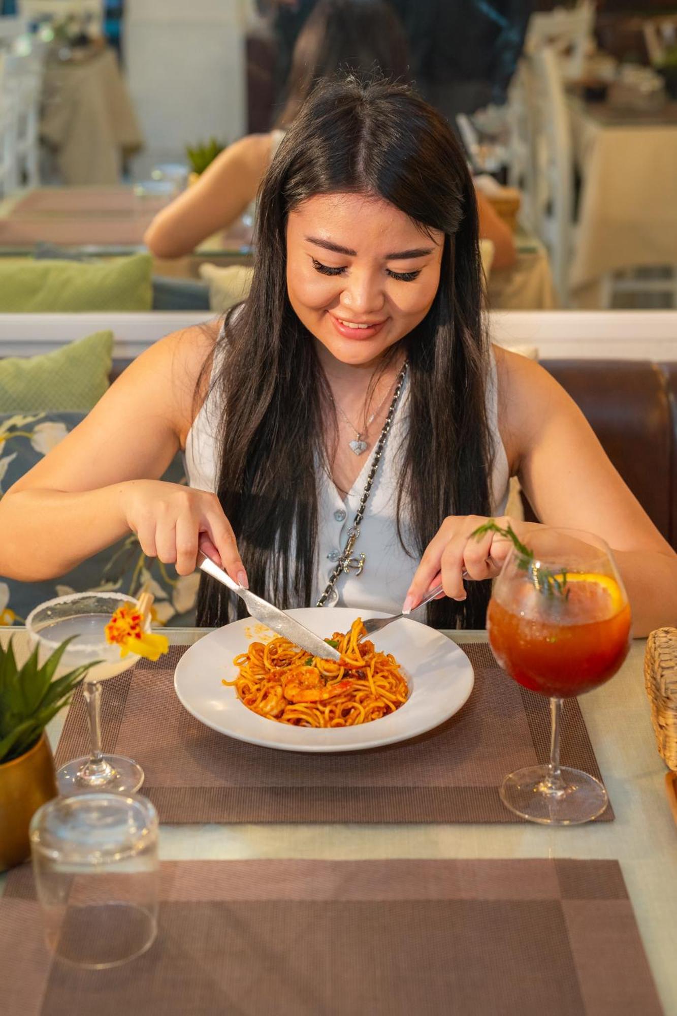 Social & Restaurant Patong