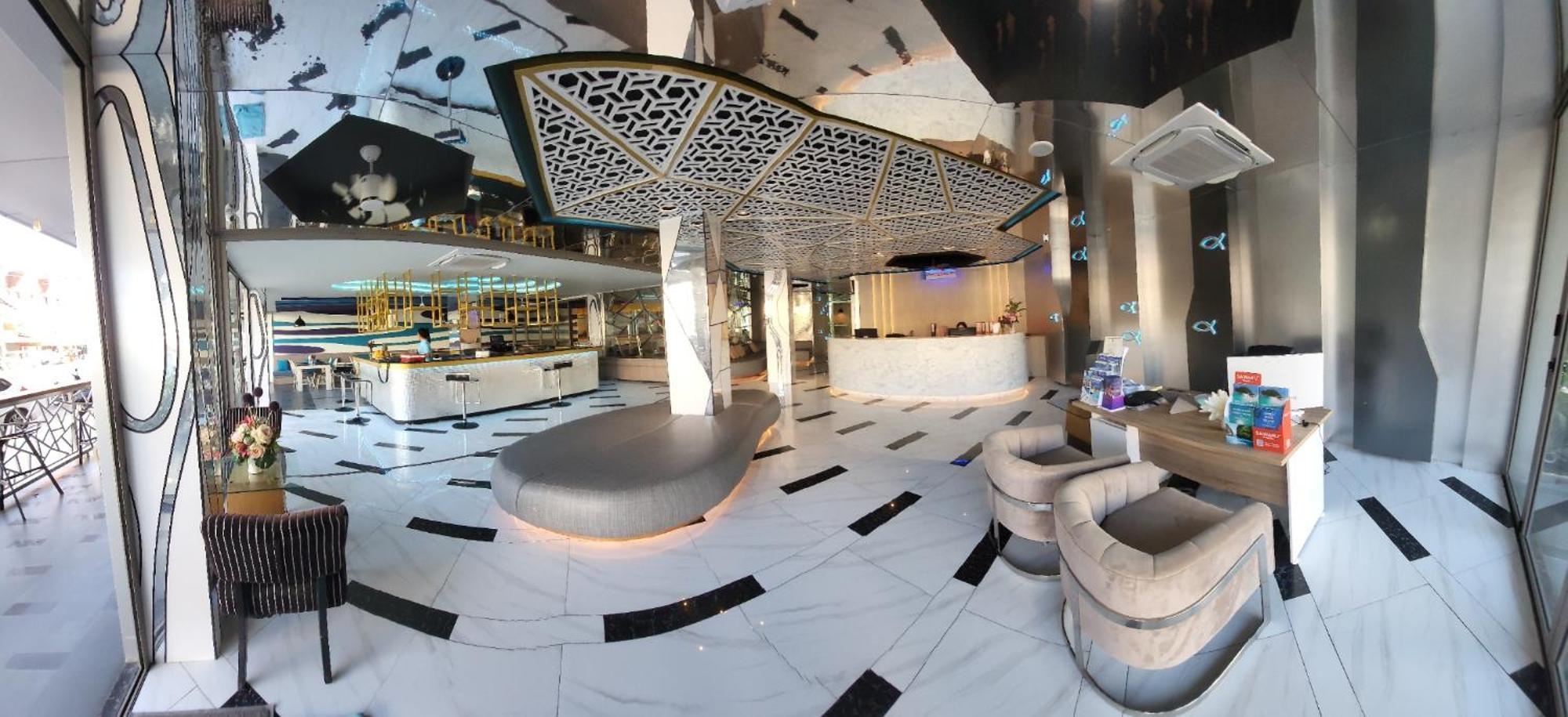 Ratana Platinum Aparthotel Kamala Beach