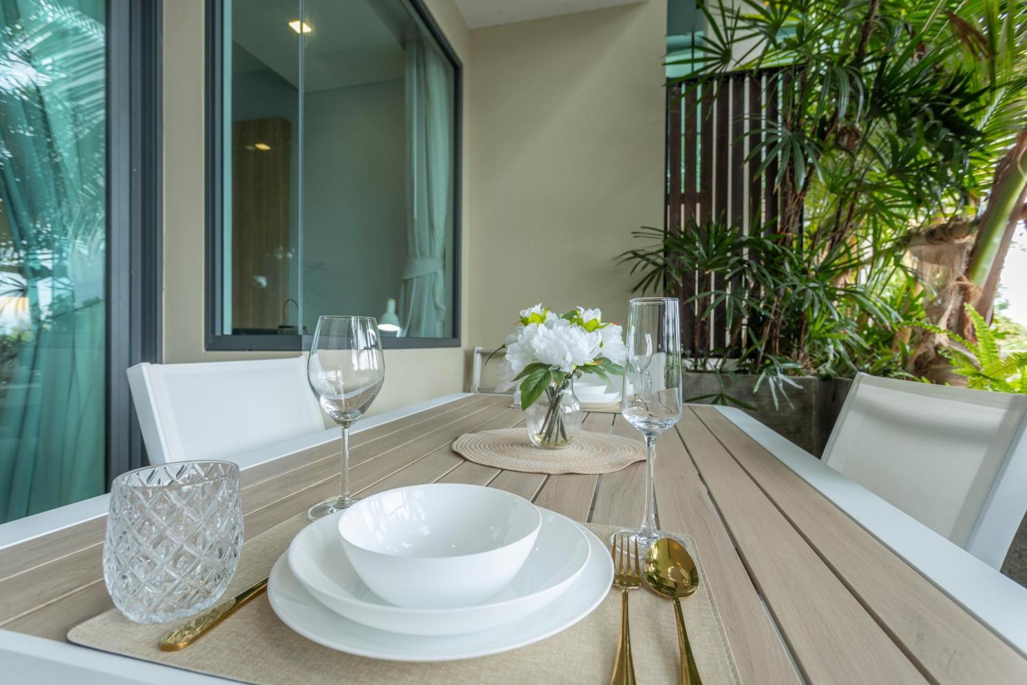 Apartment Pool Access Everything Walking Distance C112 Rawai