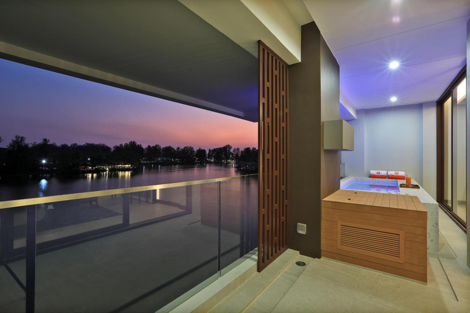 Apartment 2bdr Lakeview Angsana Oceanview By Capital Pro *