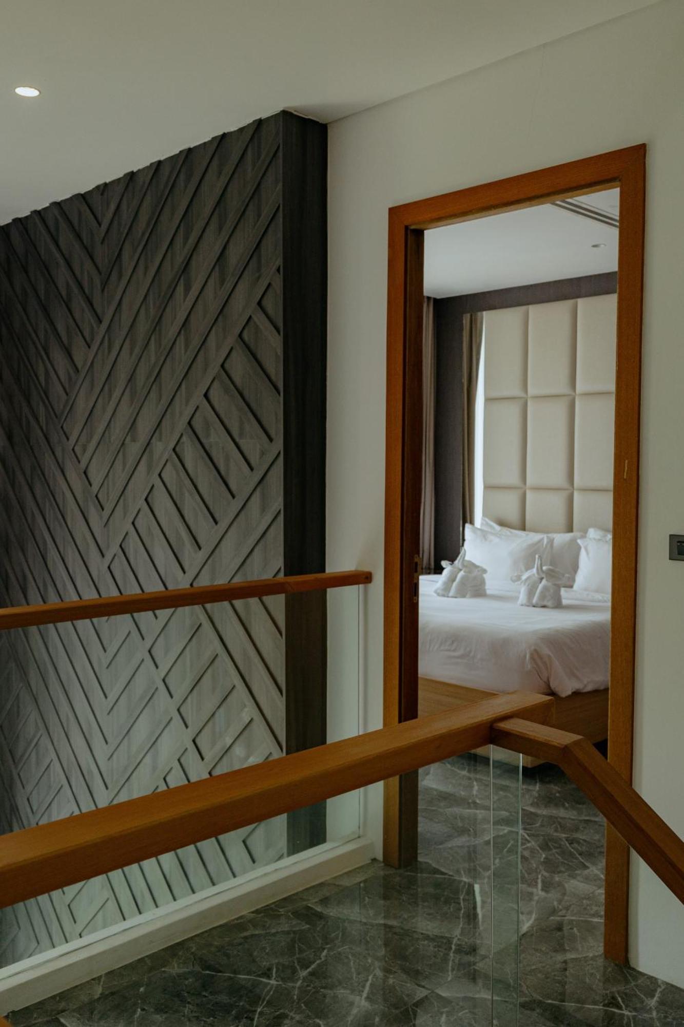 Elite Atoll Serviced Phuket 4*