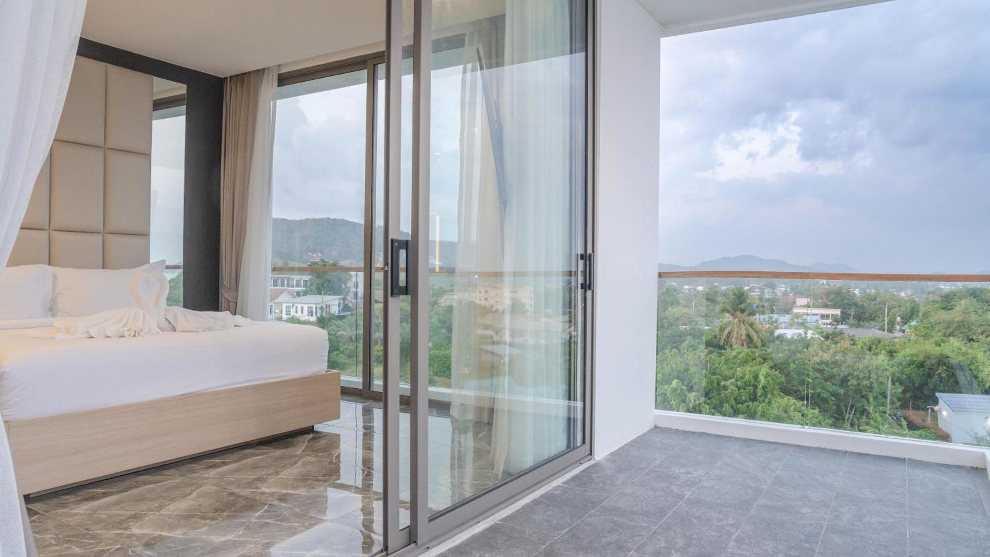 Elite Atoll Serviced Phuket 4*