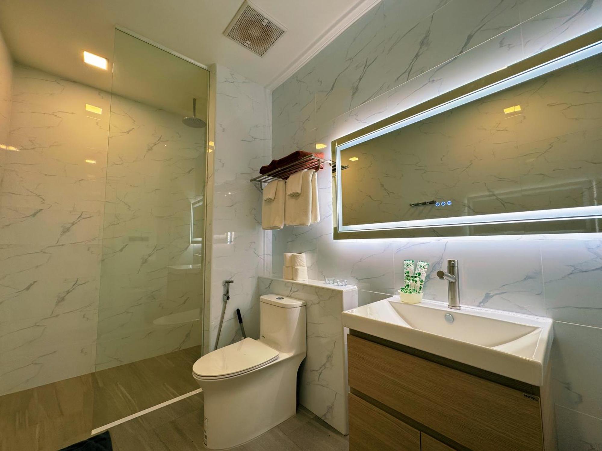 Ground Floor Zen Space Apartment *