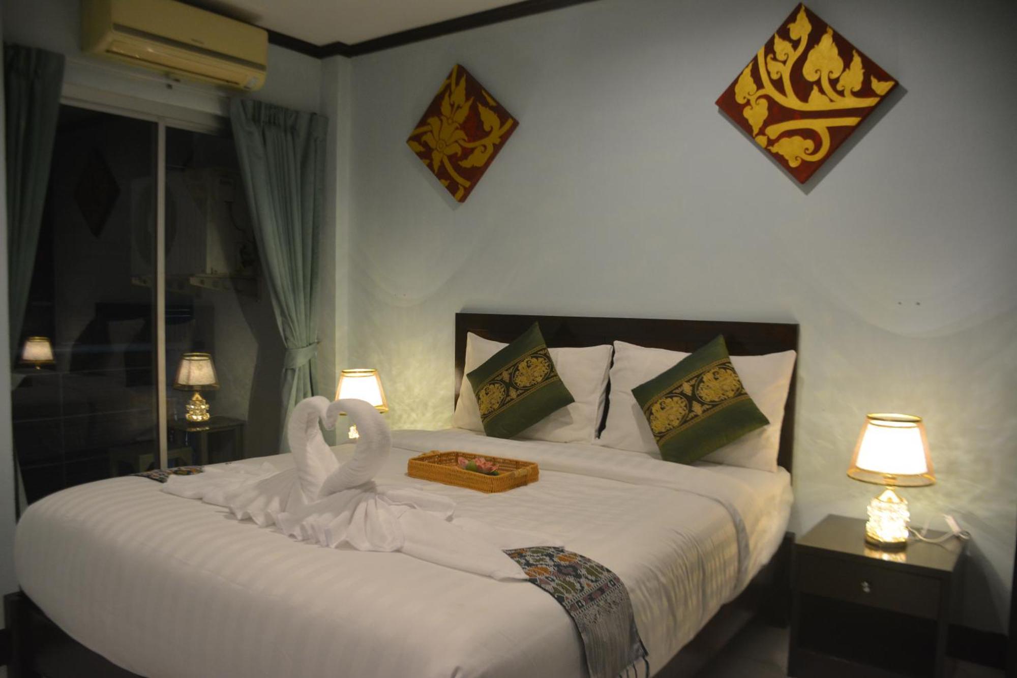 Moon Gasthof Patong