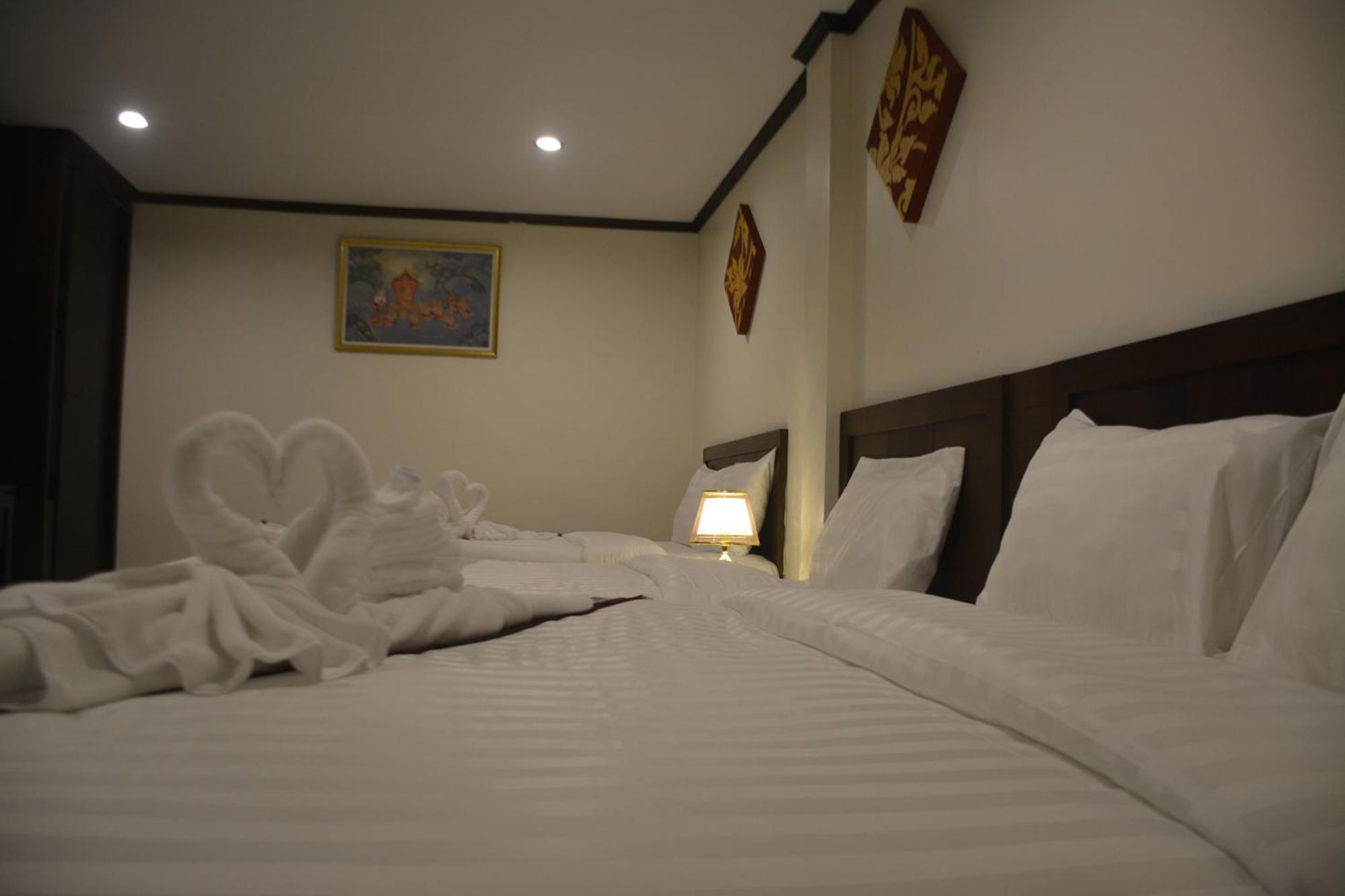 Moon Gasthof Patong