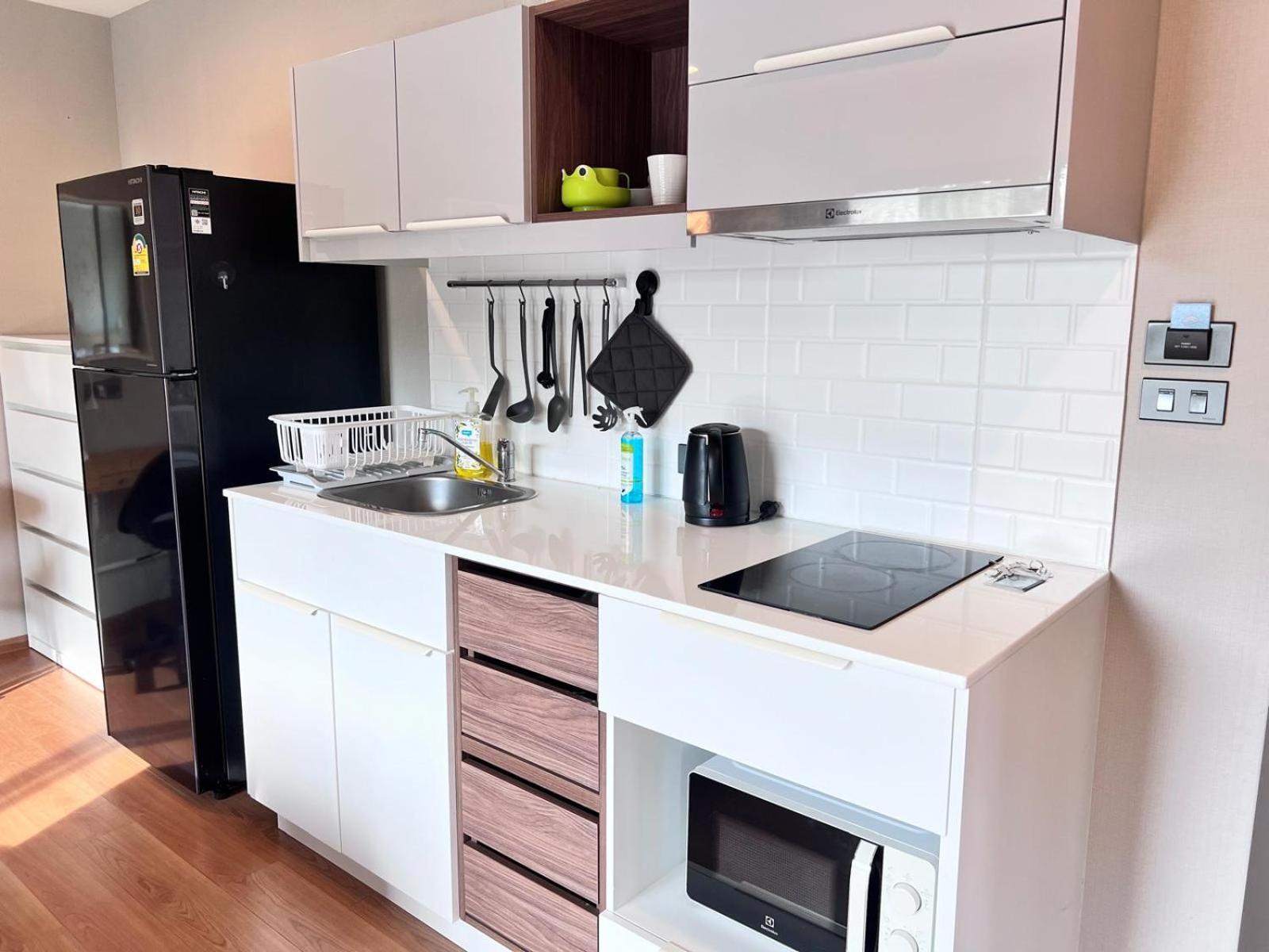 1 Bedroom With Kitchen At The Title V Near Beach, Phuket Apartment *