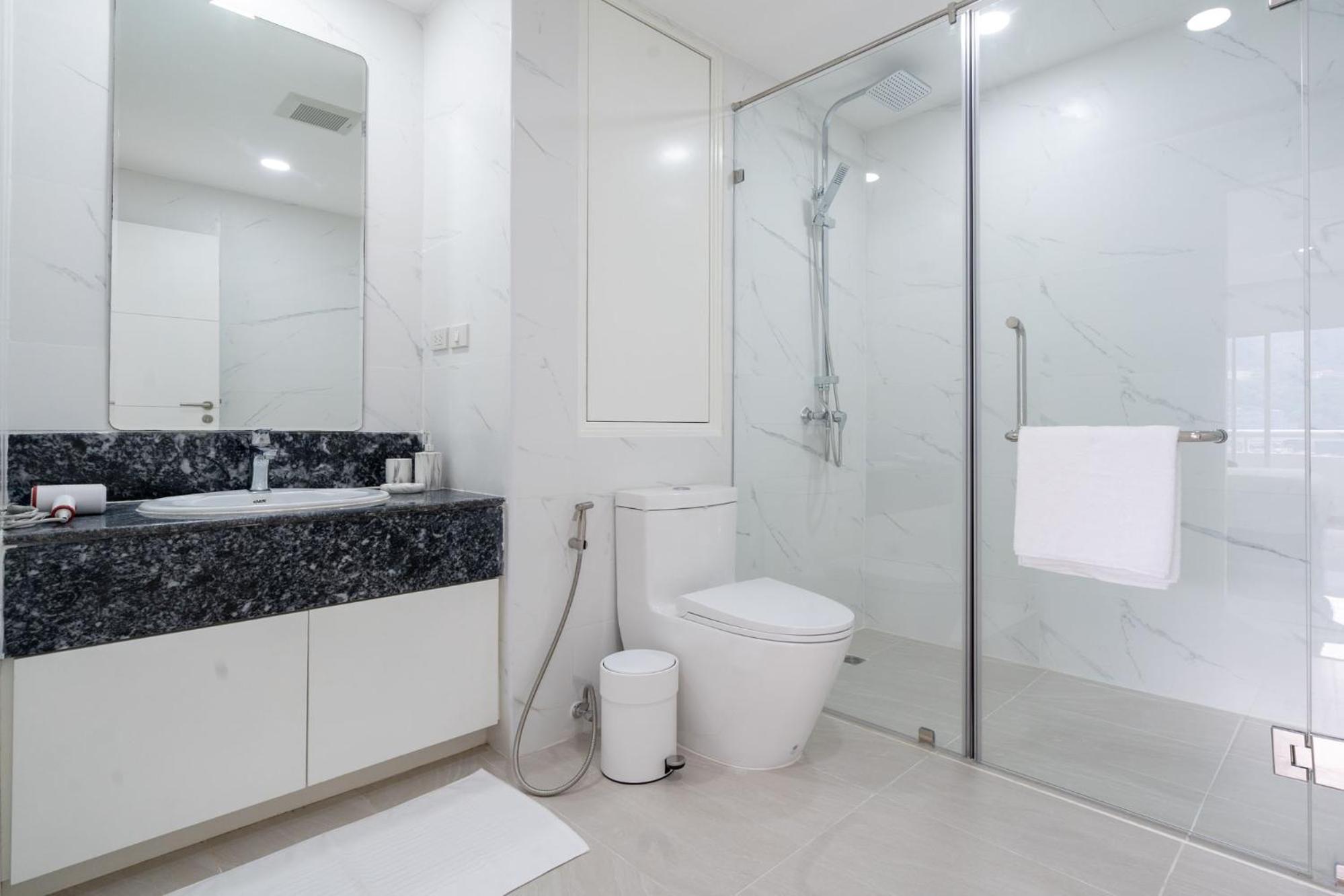 Tower Brand 1-bedroom Mountain View , Near Apartment Patong