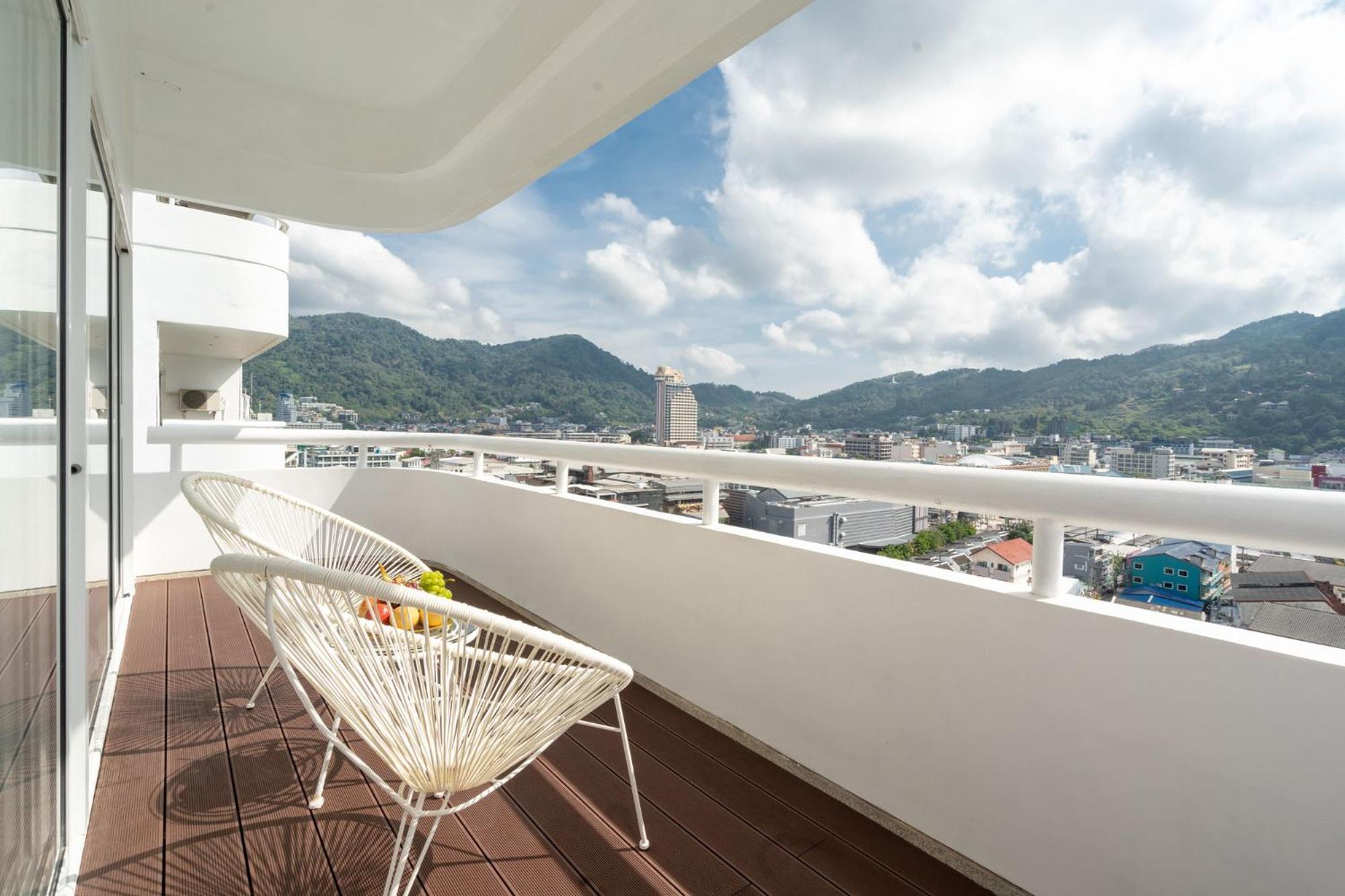 Apartment Tower Brand 1-bedroom Mountain View , Near
