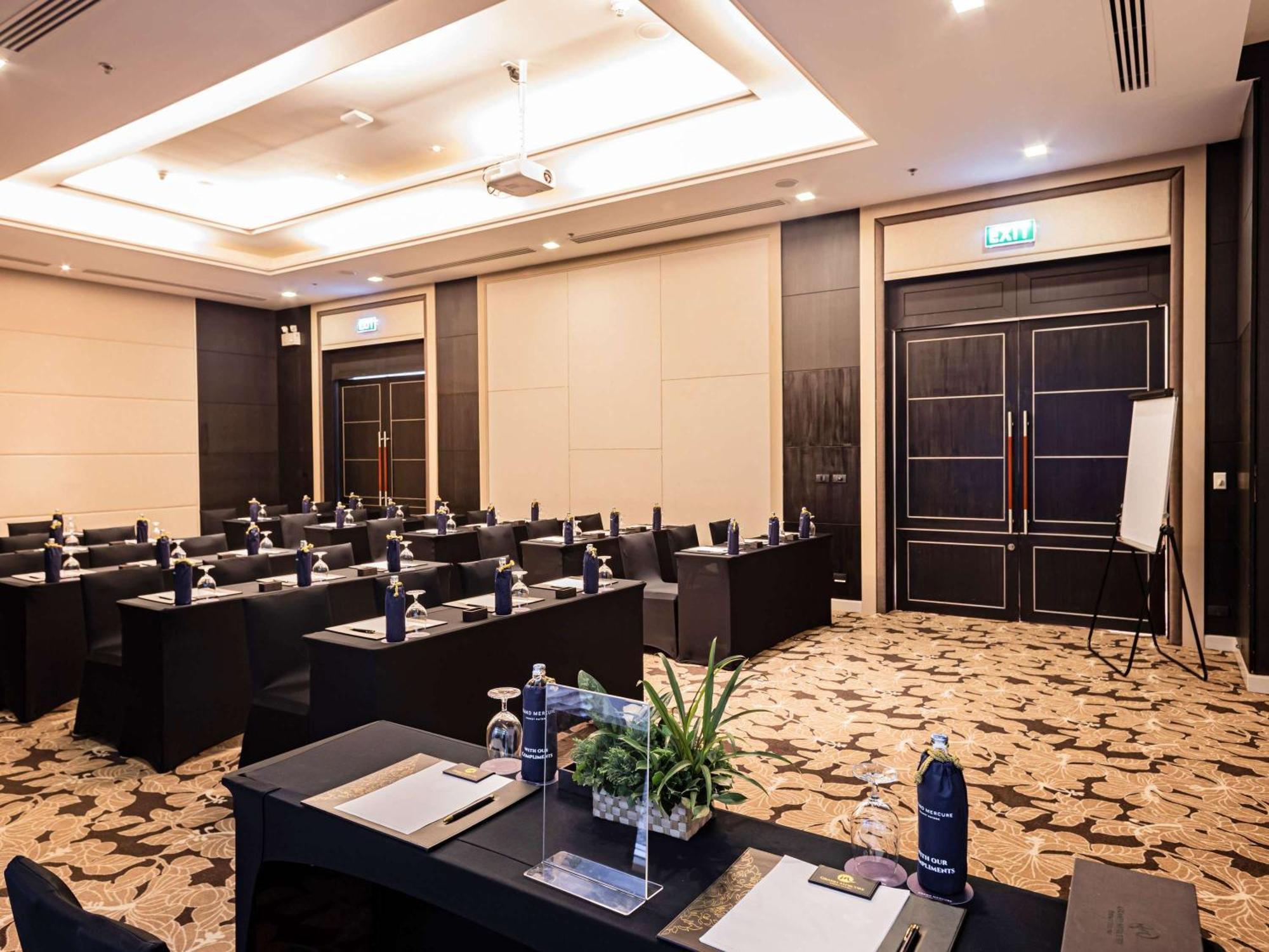 Hotel Grand Mercure Phuket 5*