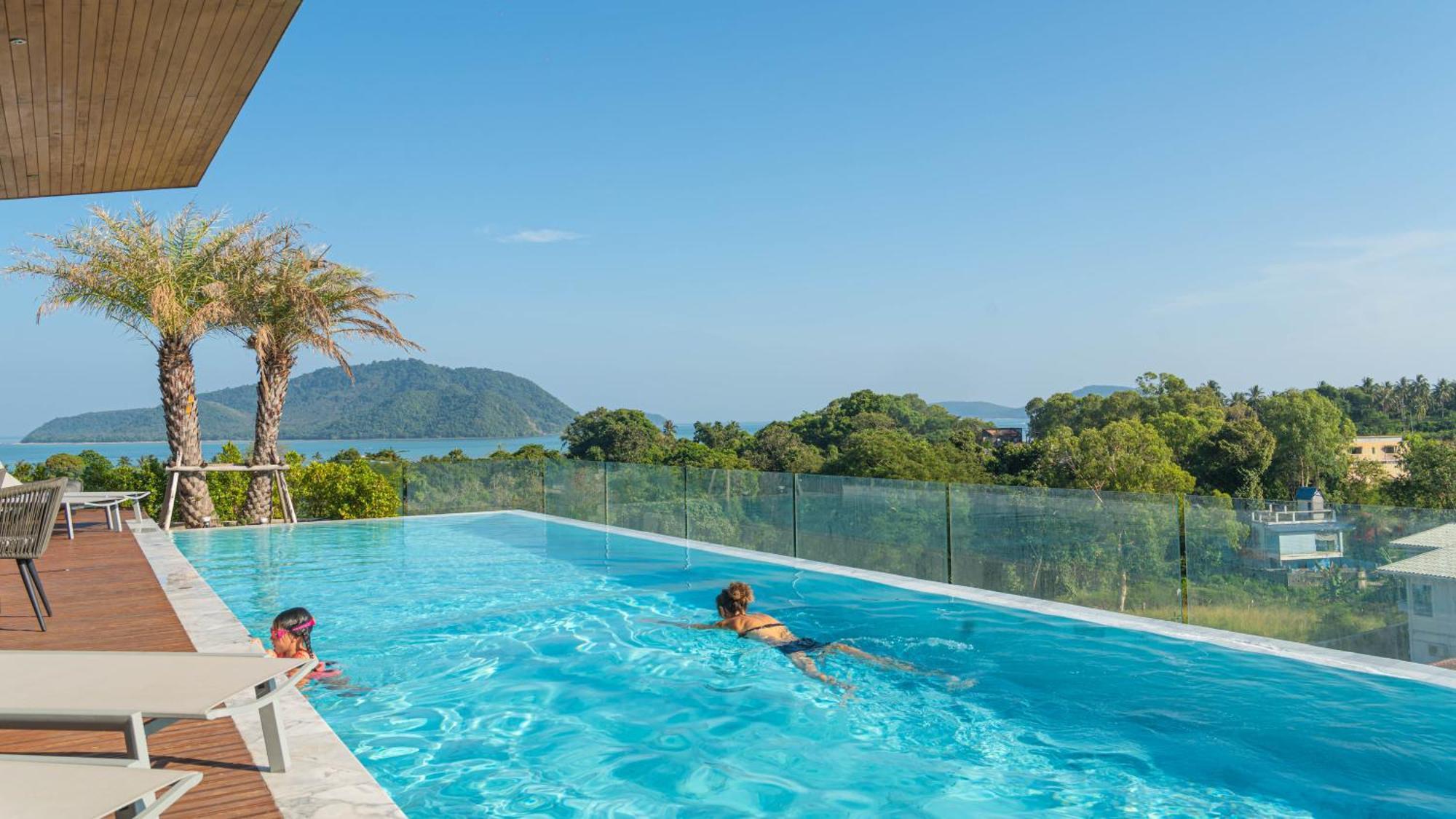 Elite Atoll Serviced Phuket Hotel 4*