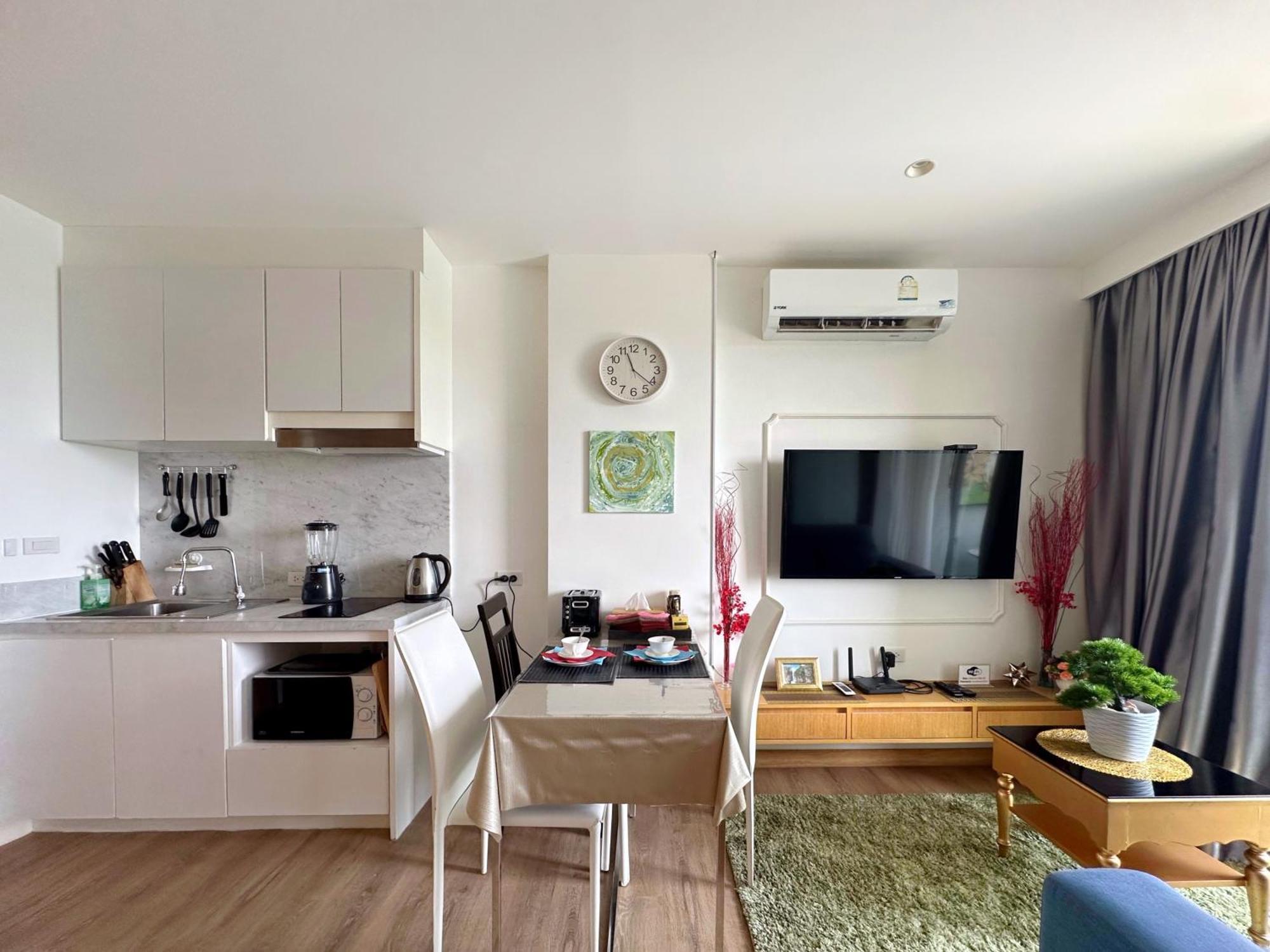 Apartment The Aristo-2-803 *