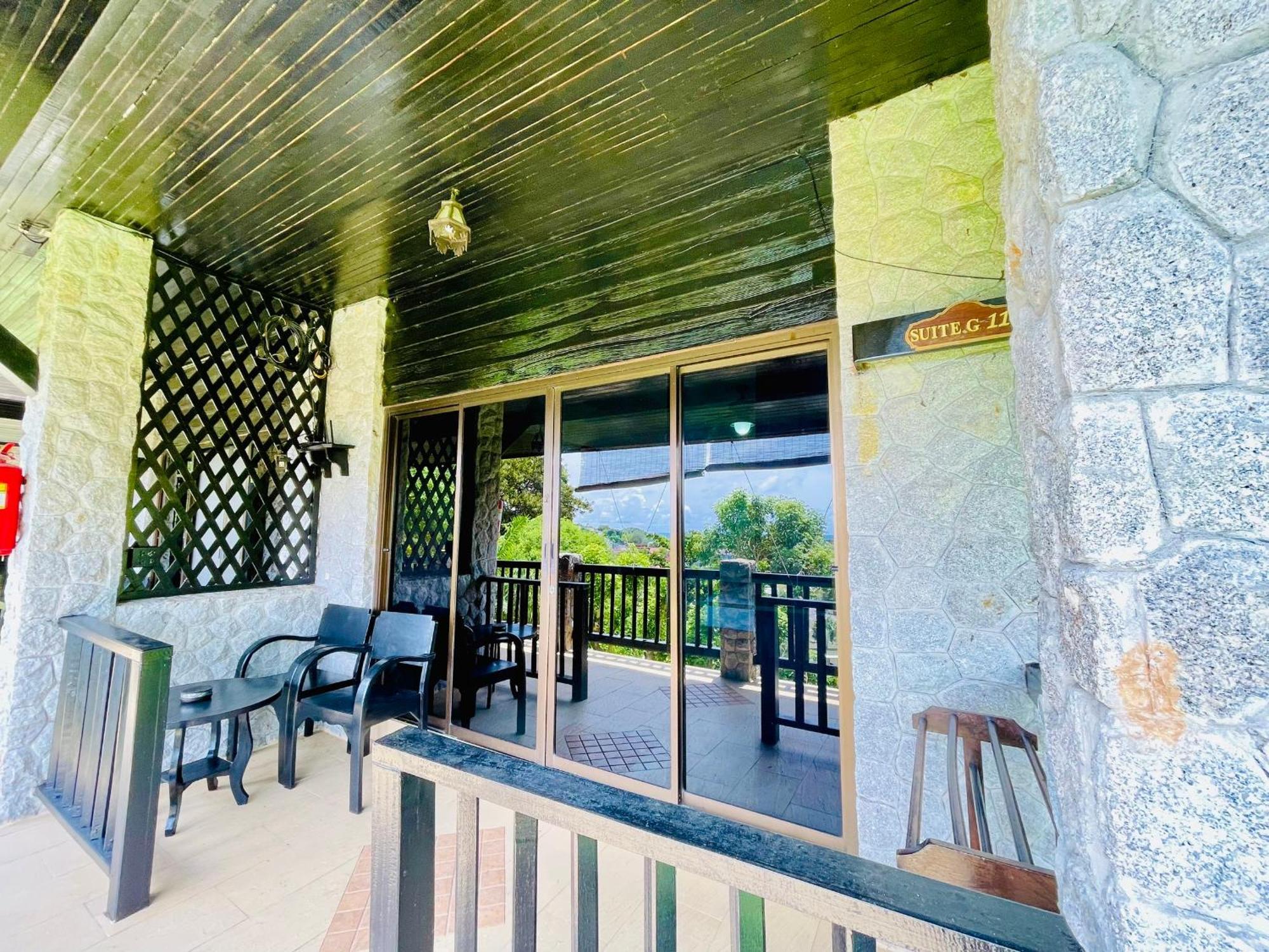 Boomerang Village Hotel Kata Beach (Phuket)