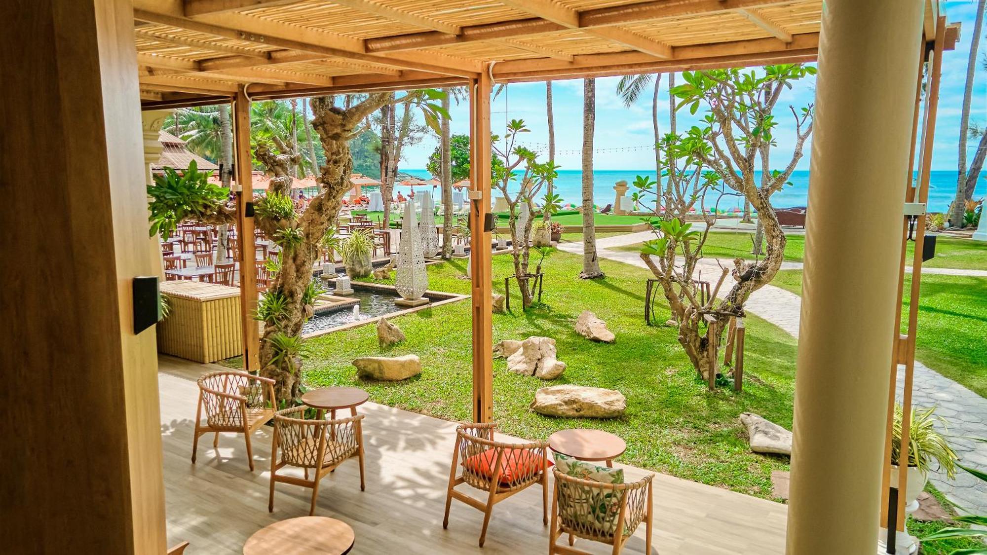 Resort Beyond - Sha Extra Plus Strand Kata