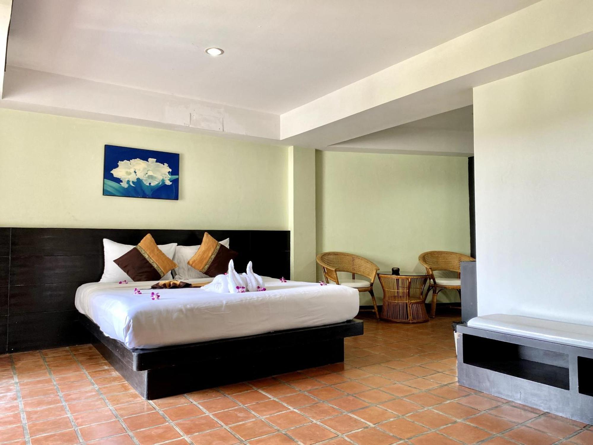 H.r.k.resort Hotel