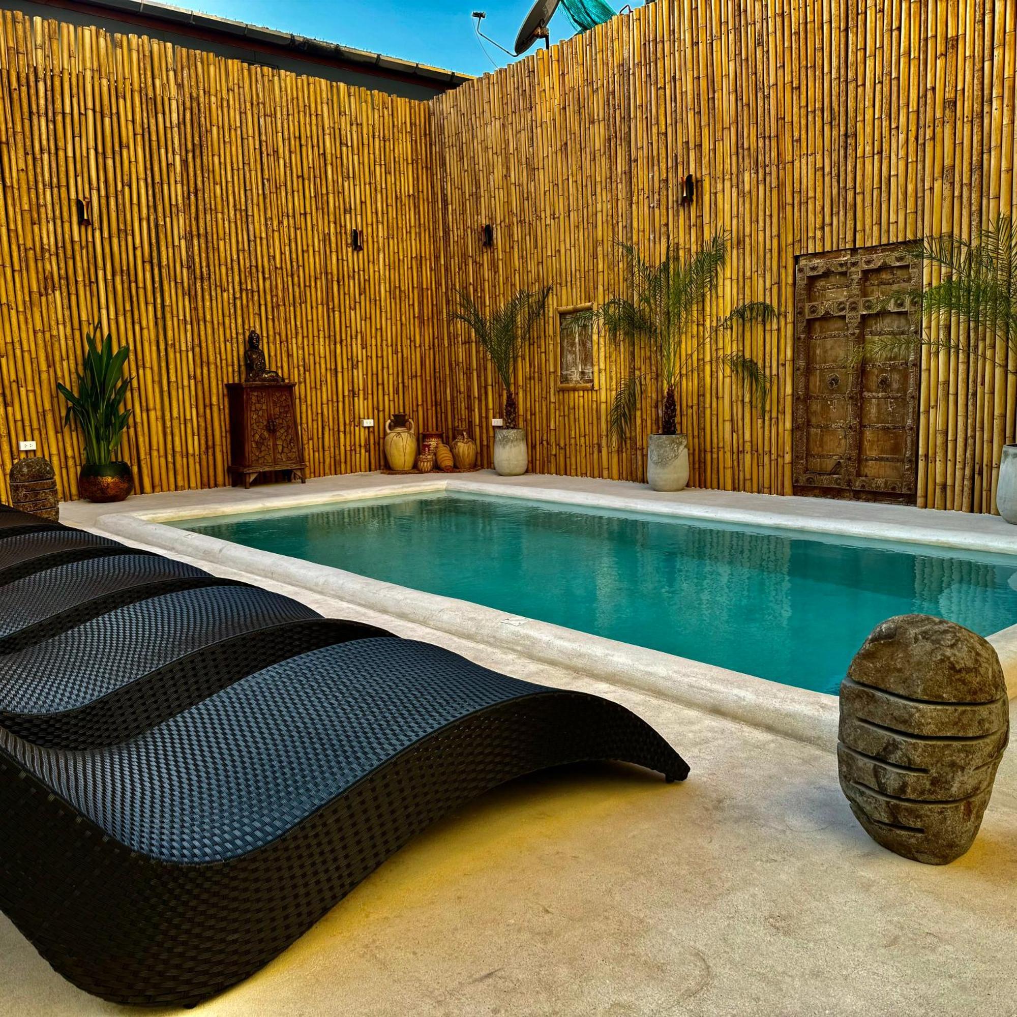 L'oasis Nanai Hotel Patong