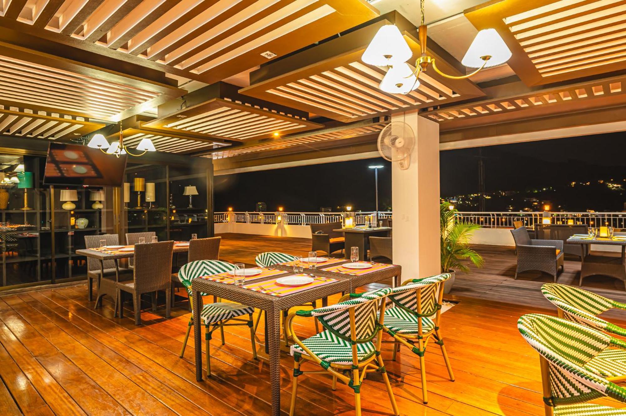 Casa Del M Phuket - Newly Renovated 4* Patong