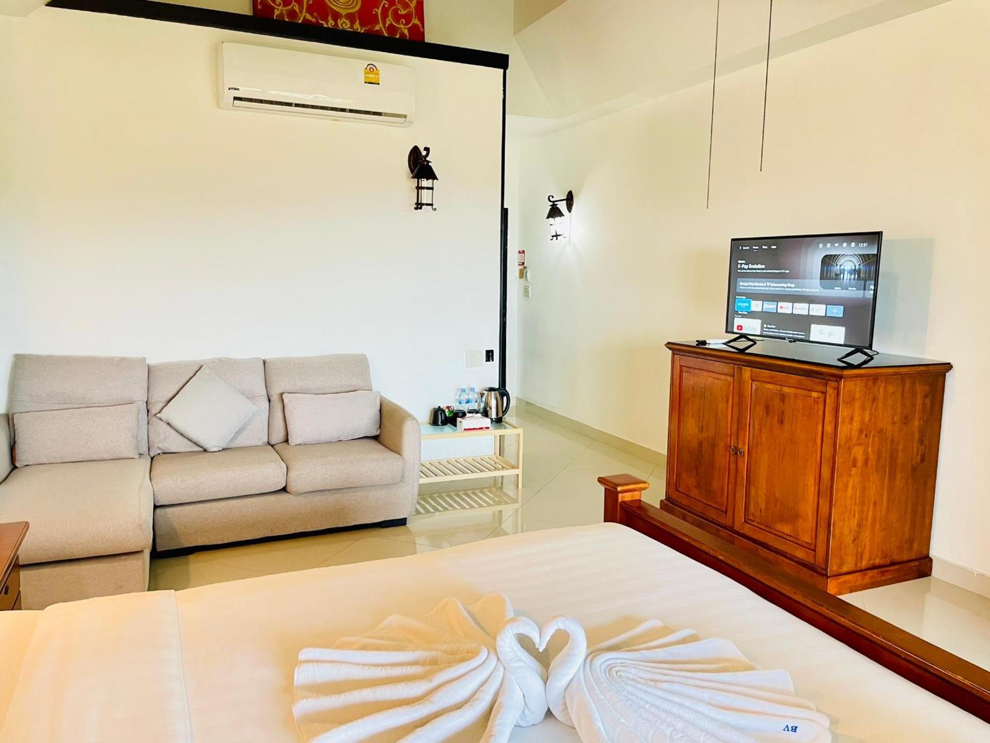 Boomerang Village Hotel 3*