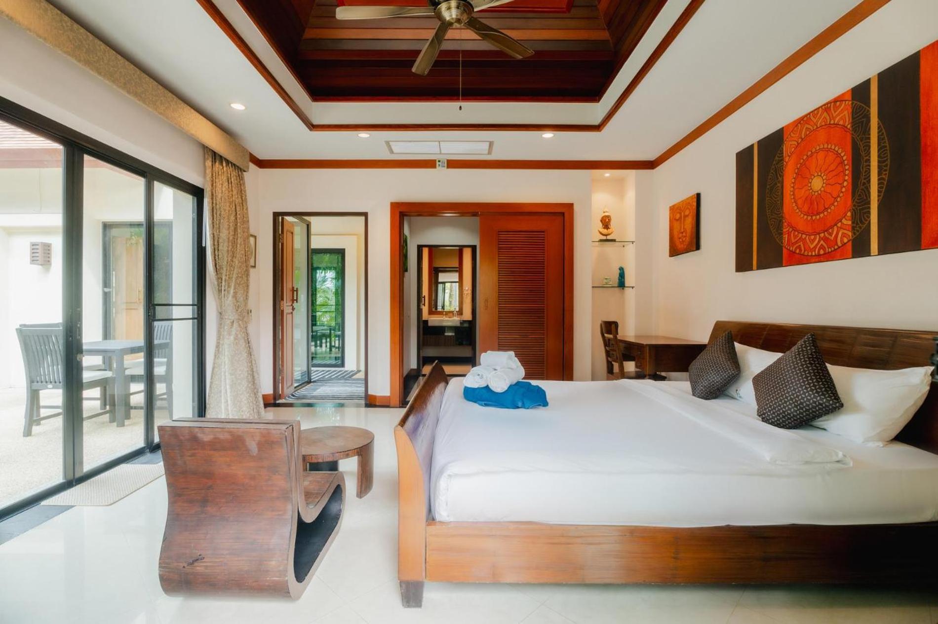 Lotus Pool Villa Rawai