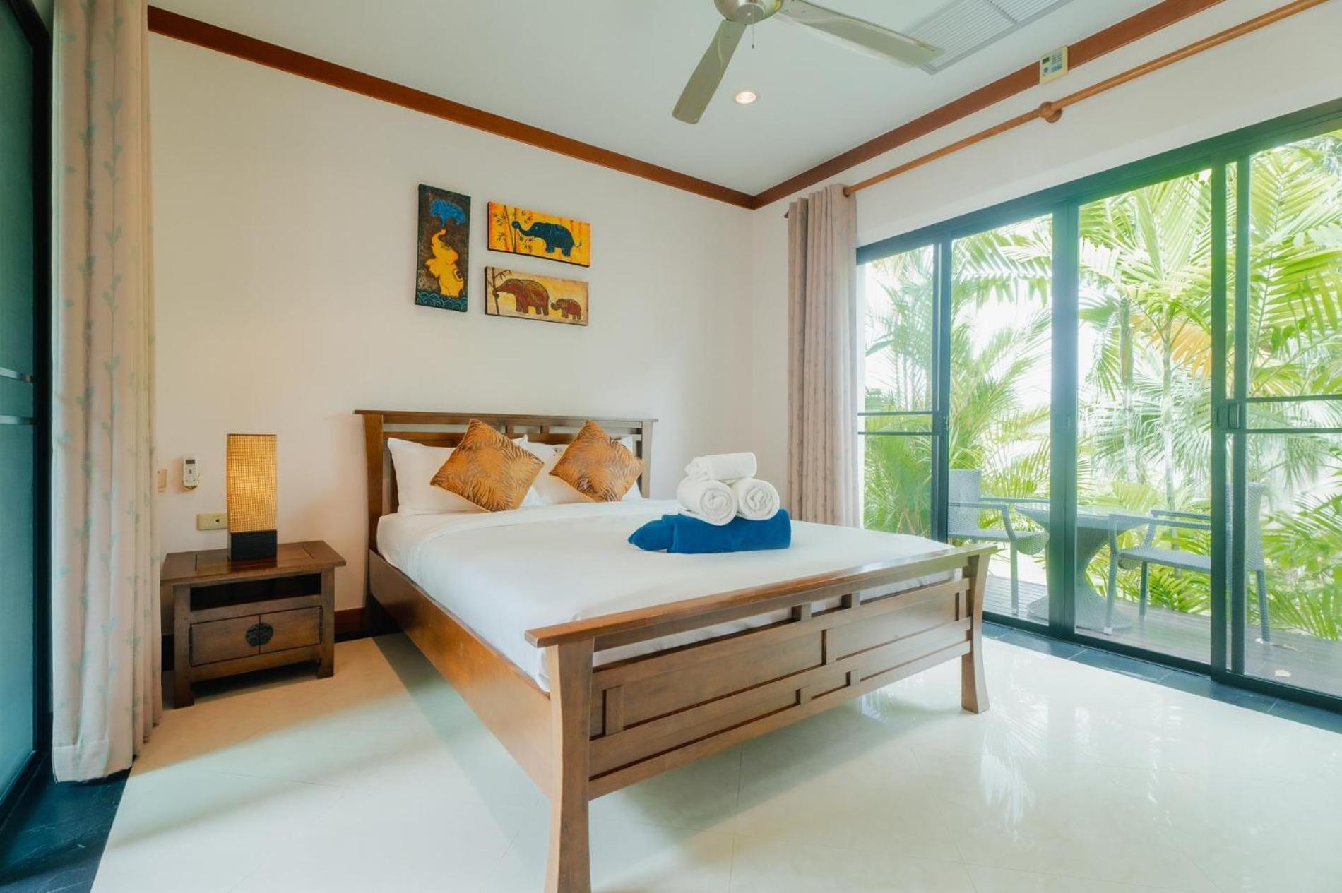 Lotus Pool Villa *
