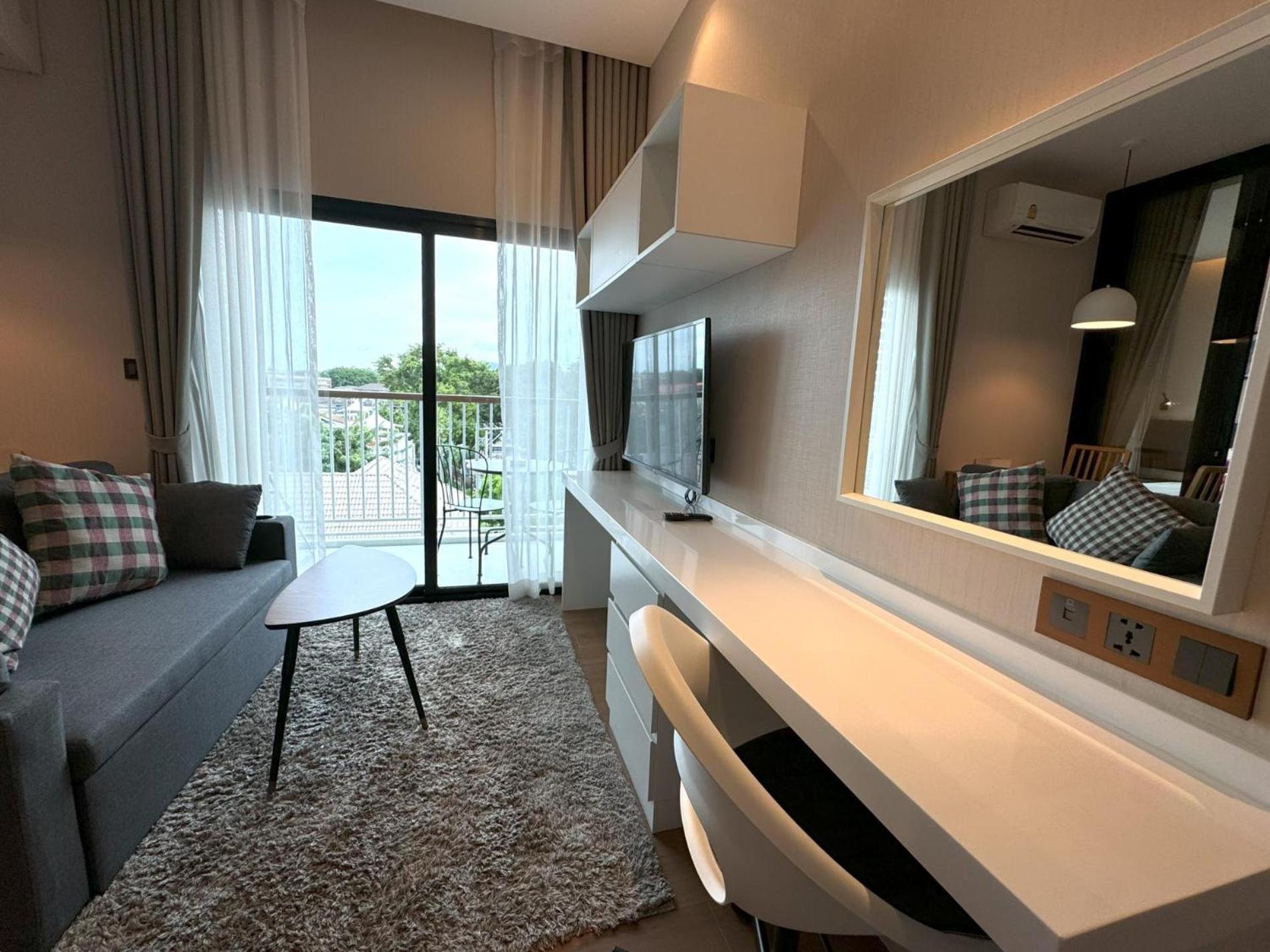 Private Title V By Lofty Apartment Rawai