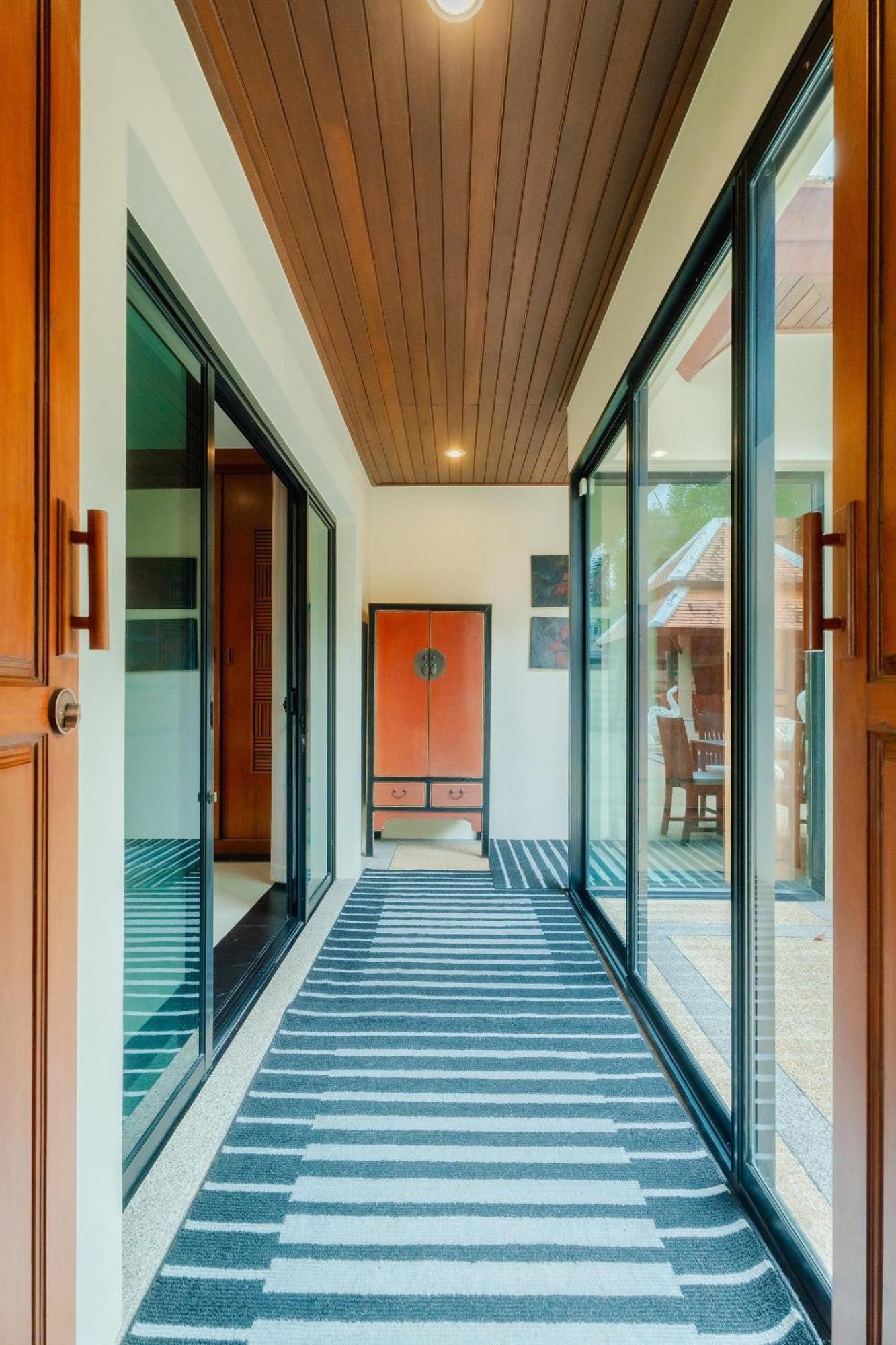 Lotus Pool Villa *