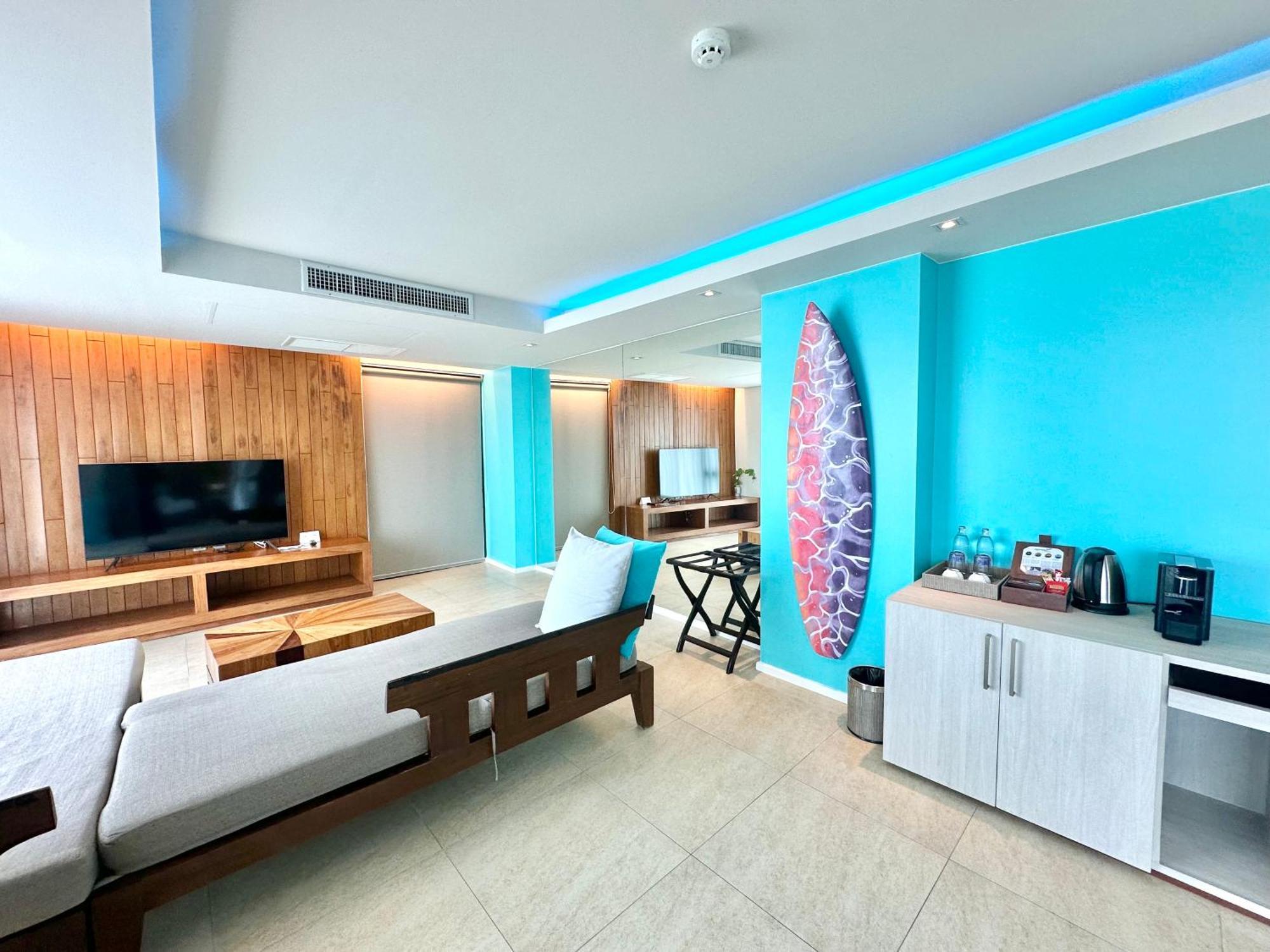 Zenmaya Oceanfront Phuket, Trademark Collection By Wyndham Resort Patong