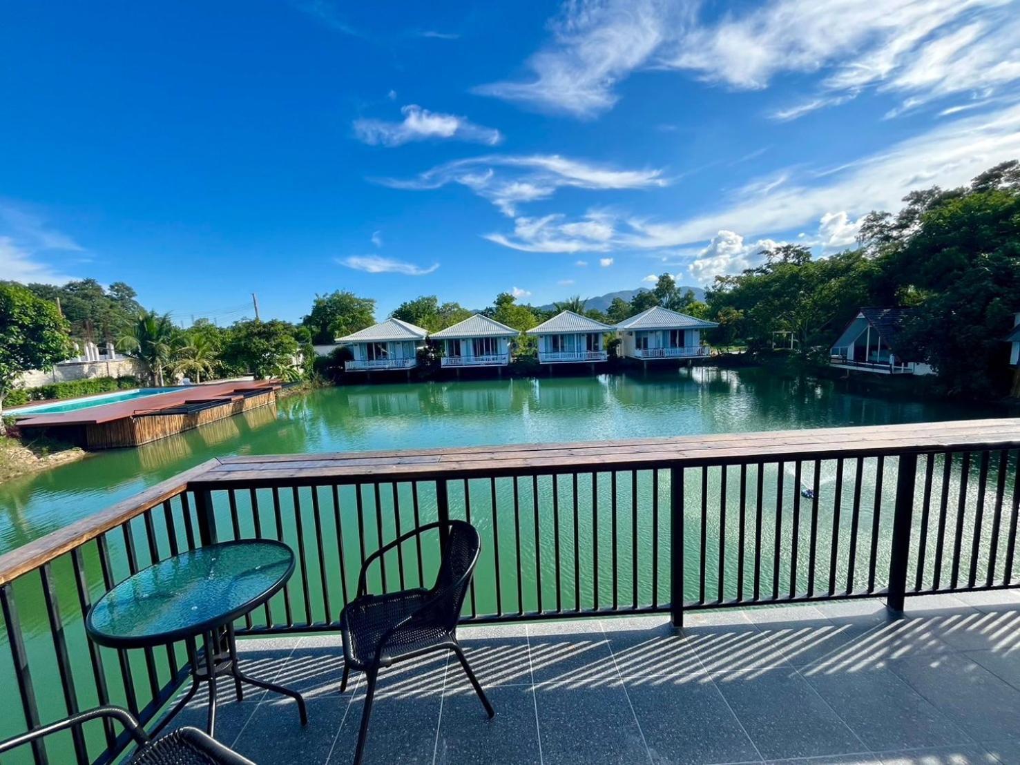The Wide View And Restaurant Guest house *