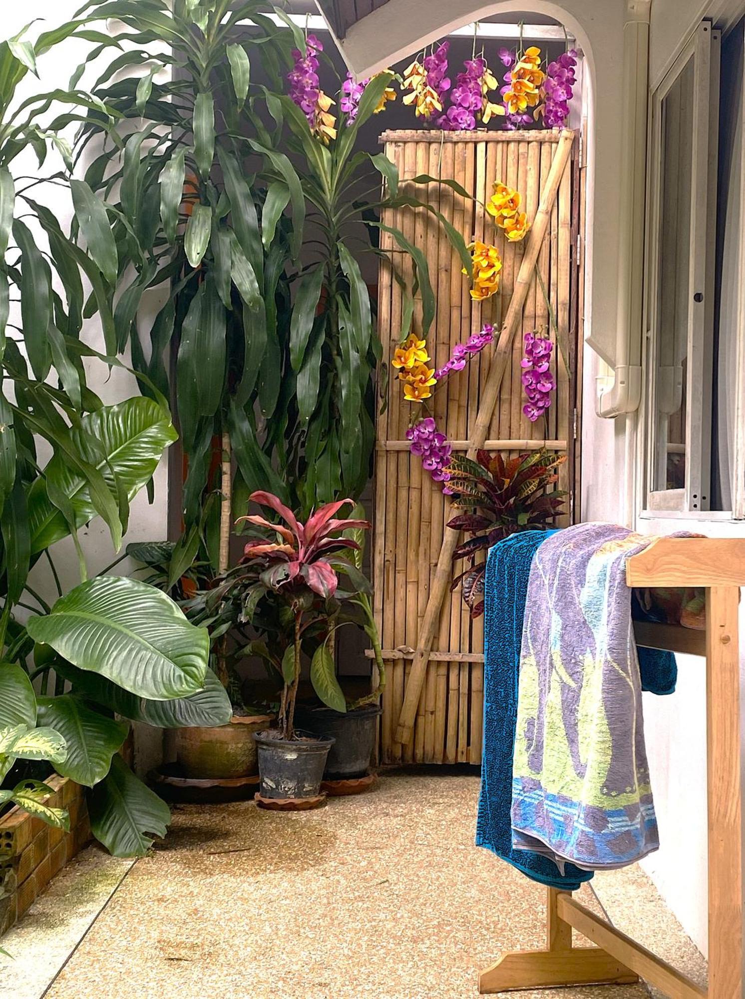 Oasis Naturist Karon