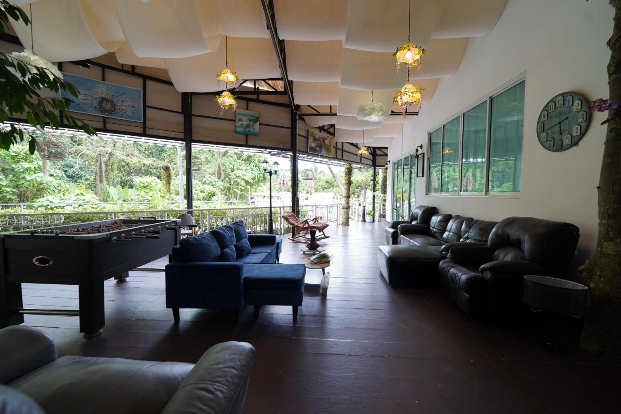 Tropical Oasis Aoyon House Vakantiehuis