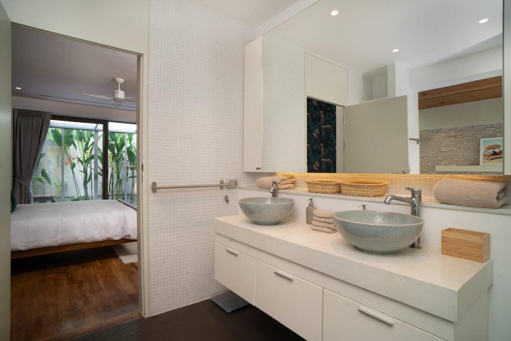 Villa Modern Tranquillity Pool Villa, Layan