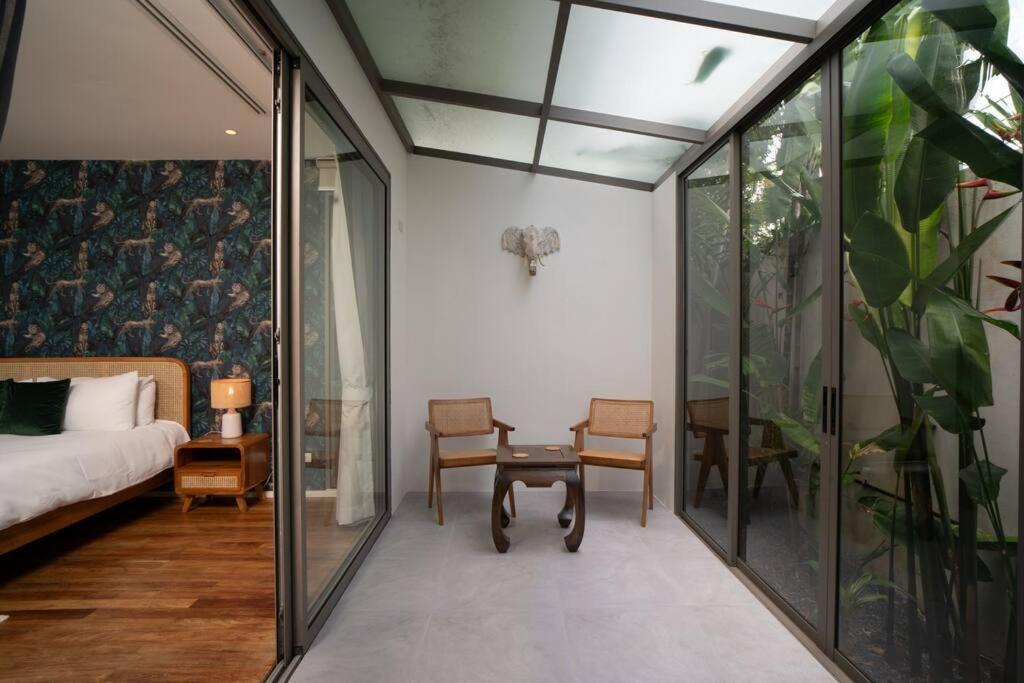 Modern Tranquillity Pool Villa, Layan Thalang