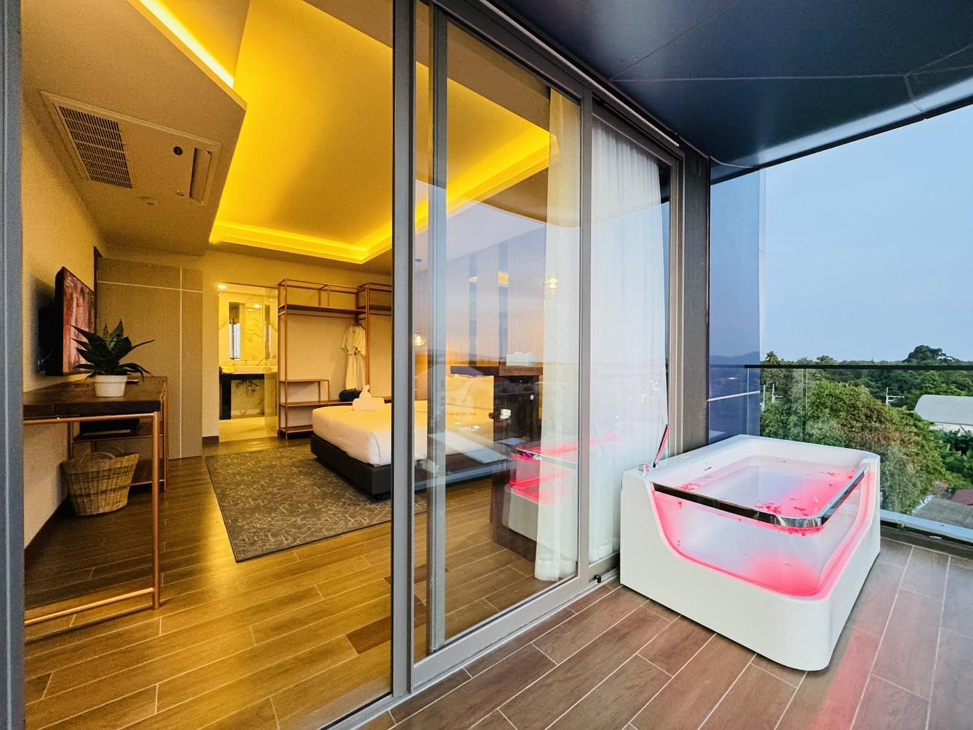 The Blue Mavi Hotel 4*