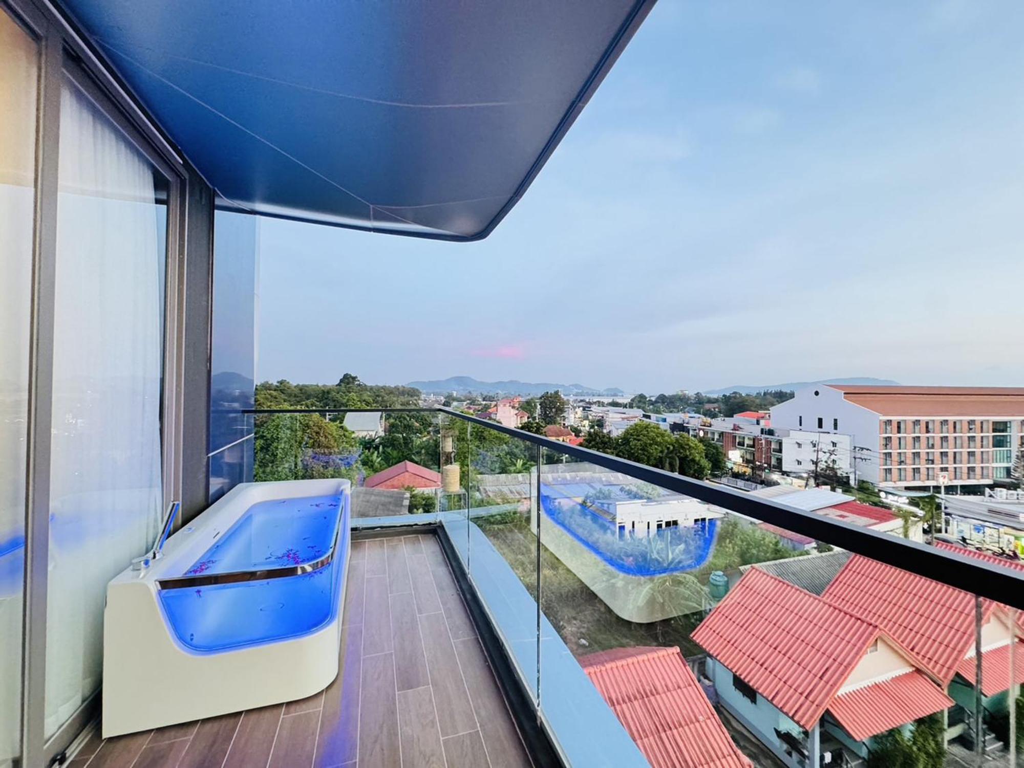 The Blue Mavi Hotel