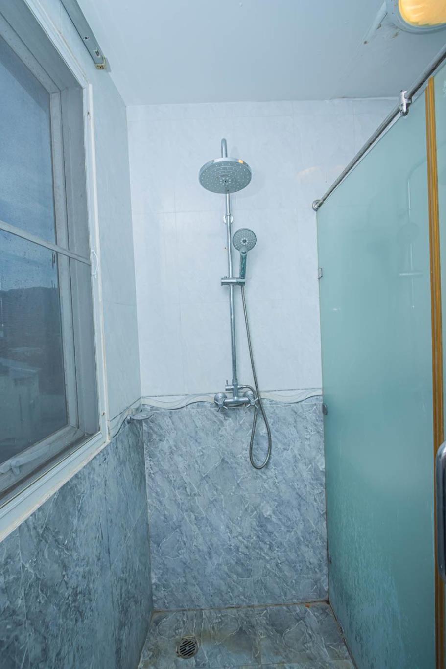 Roomquest Kata Hotel