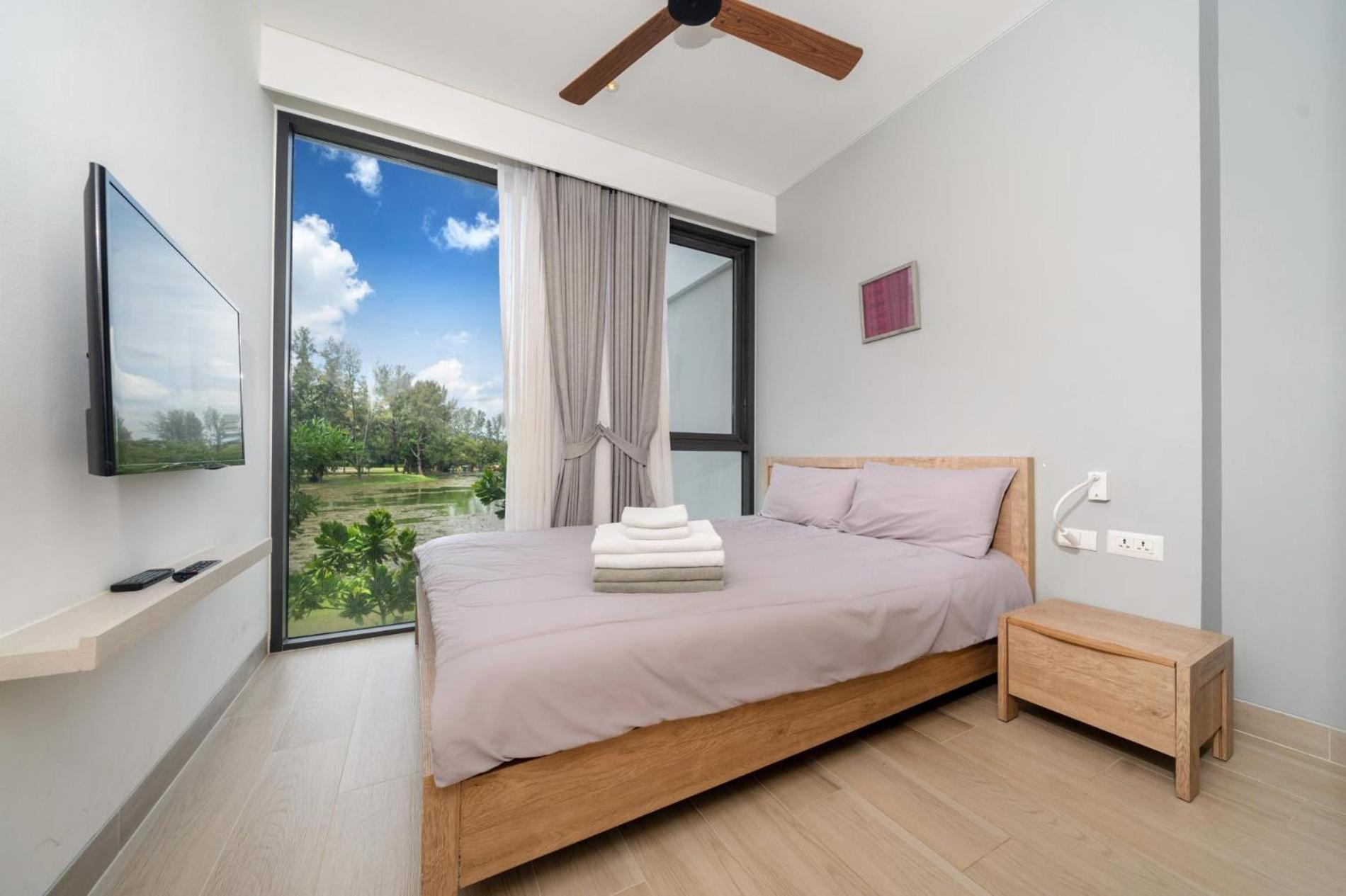 Apartment Deluxe At Cassia Residences By Lofty *