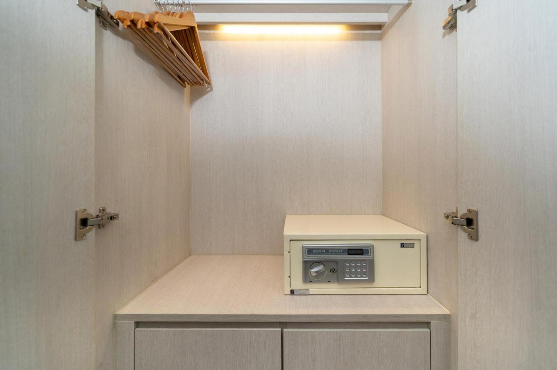 Deluxe At Cassia Residences By Lofty Apartment