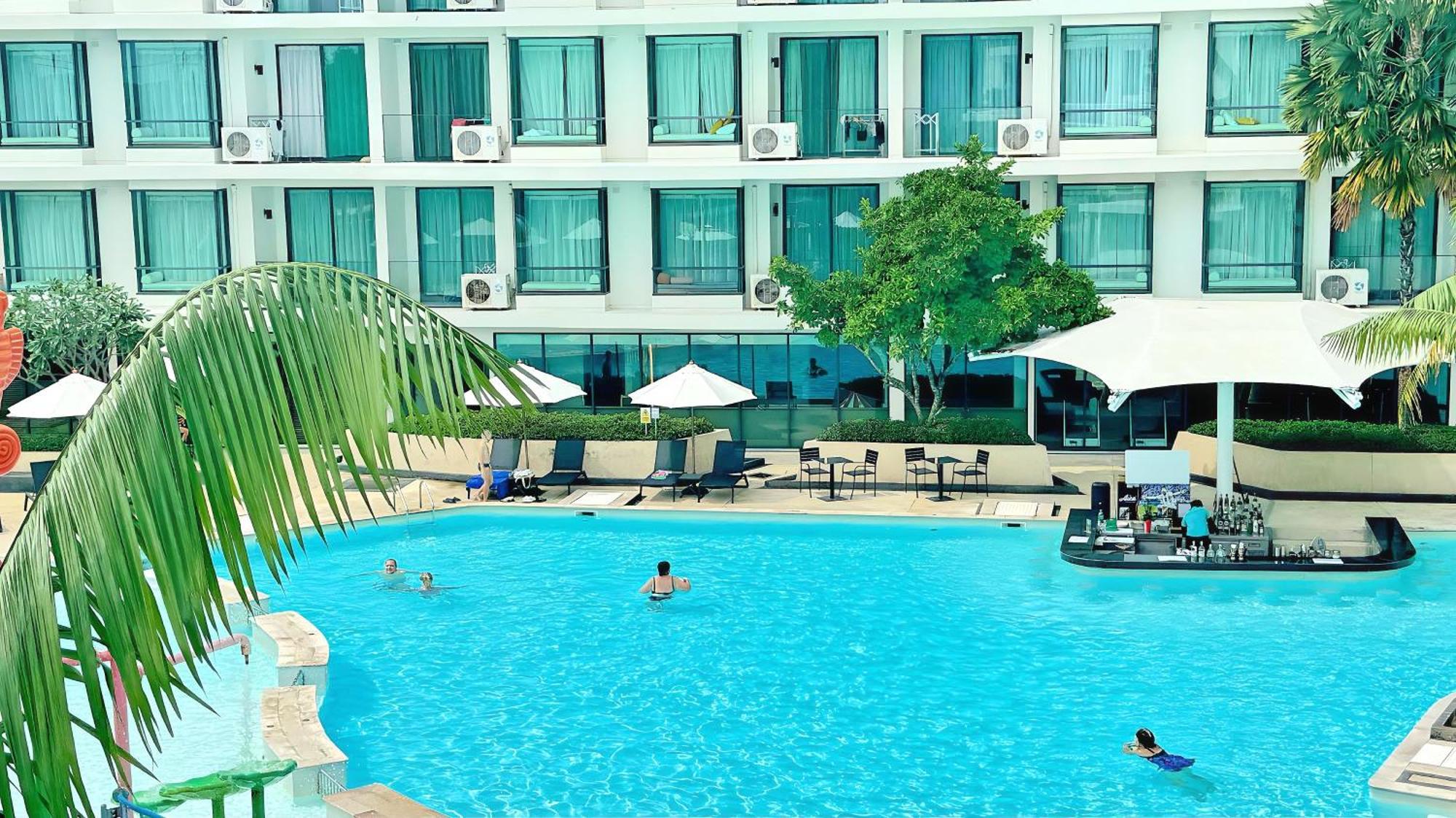 Apartment Luxury In A 5-star Hotel, Near Nai Harn Rawai