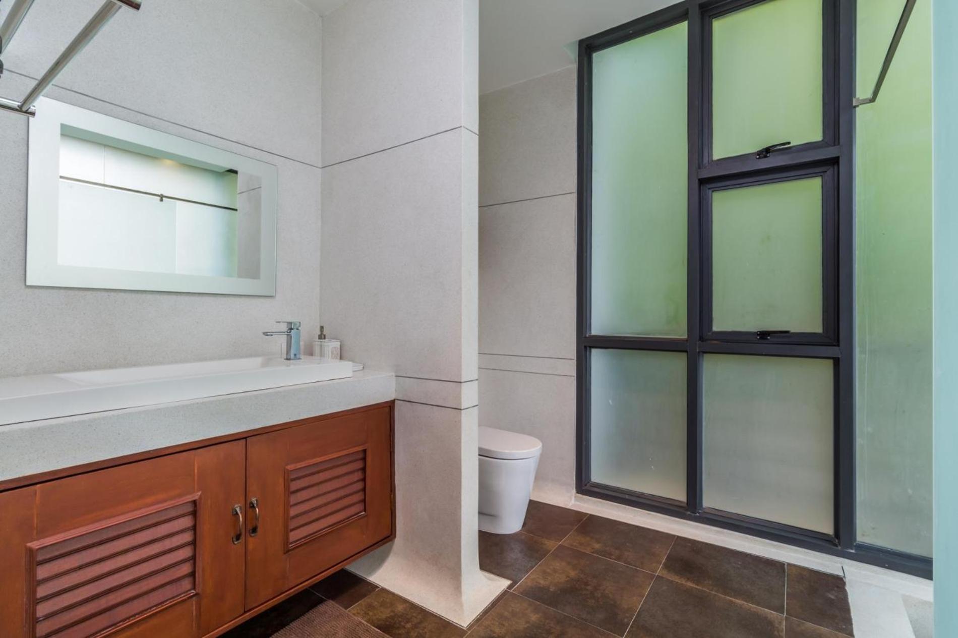 Sea View -private Pool, Jacuzzi, Maid Pantai Kamala