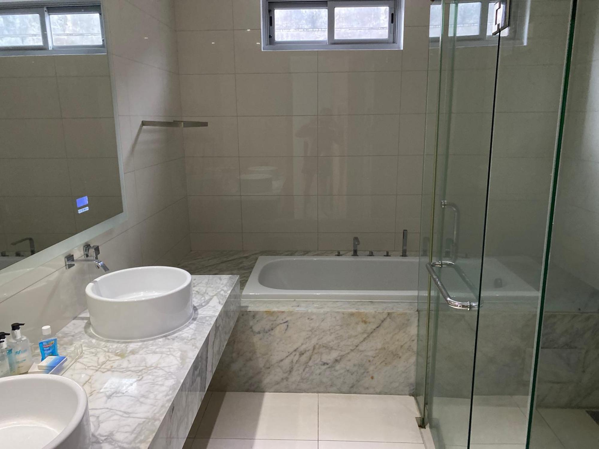 Aparthotel Theview Luxurious Condonomium