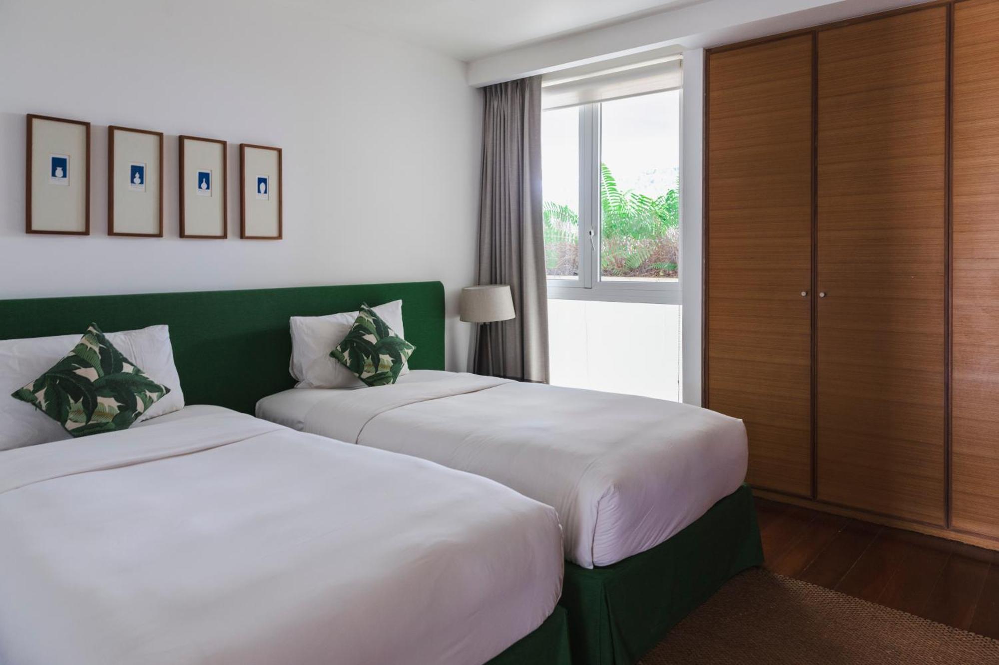 Apartment Hidden Oasis Spacious Luxury, 50 Meter From *