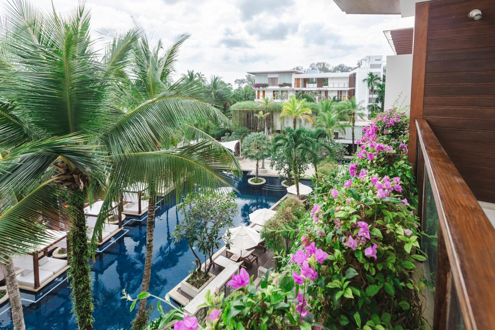 Hidden Oasis Spacious Luxury, 50 Meter From