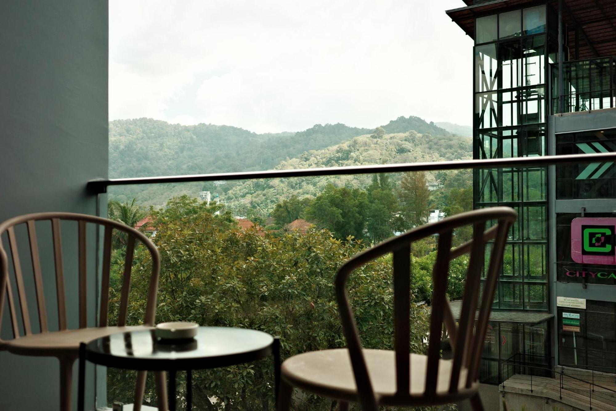 Sabay L308 - Private Wi-fi & Serene View Of Courtyard And Jungle Apartment Phuket