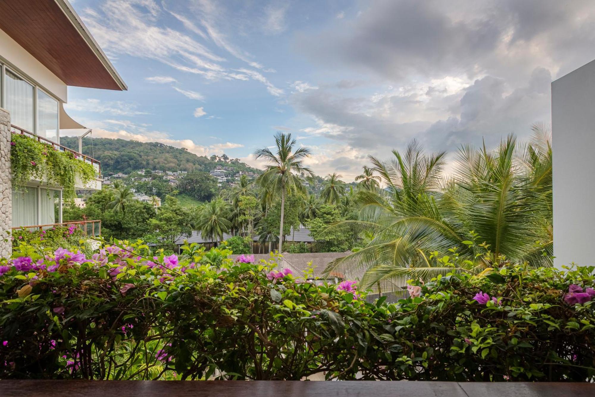 Apartment Hidden Oasis Spacious Luxury, 50 Meter From Surin Beach (Phuket)