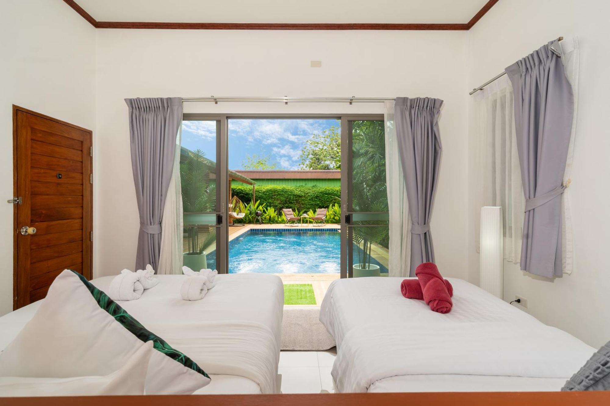 Luxury Pool Garden Vila