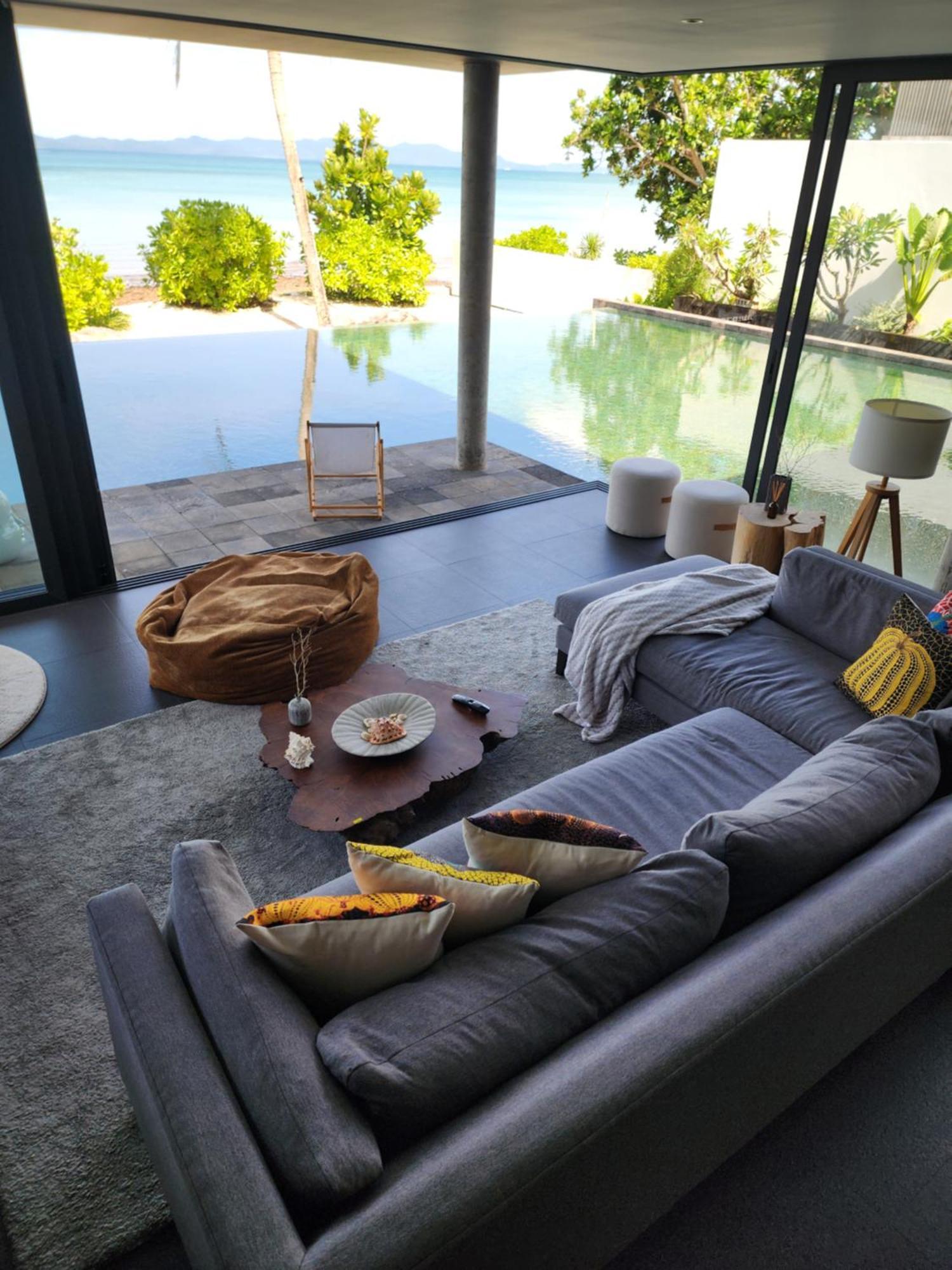 Luxury Beachfront 3 Bedroom Brahma At Ta-ke B Villa *