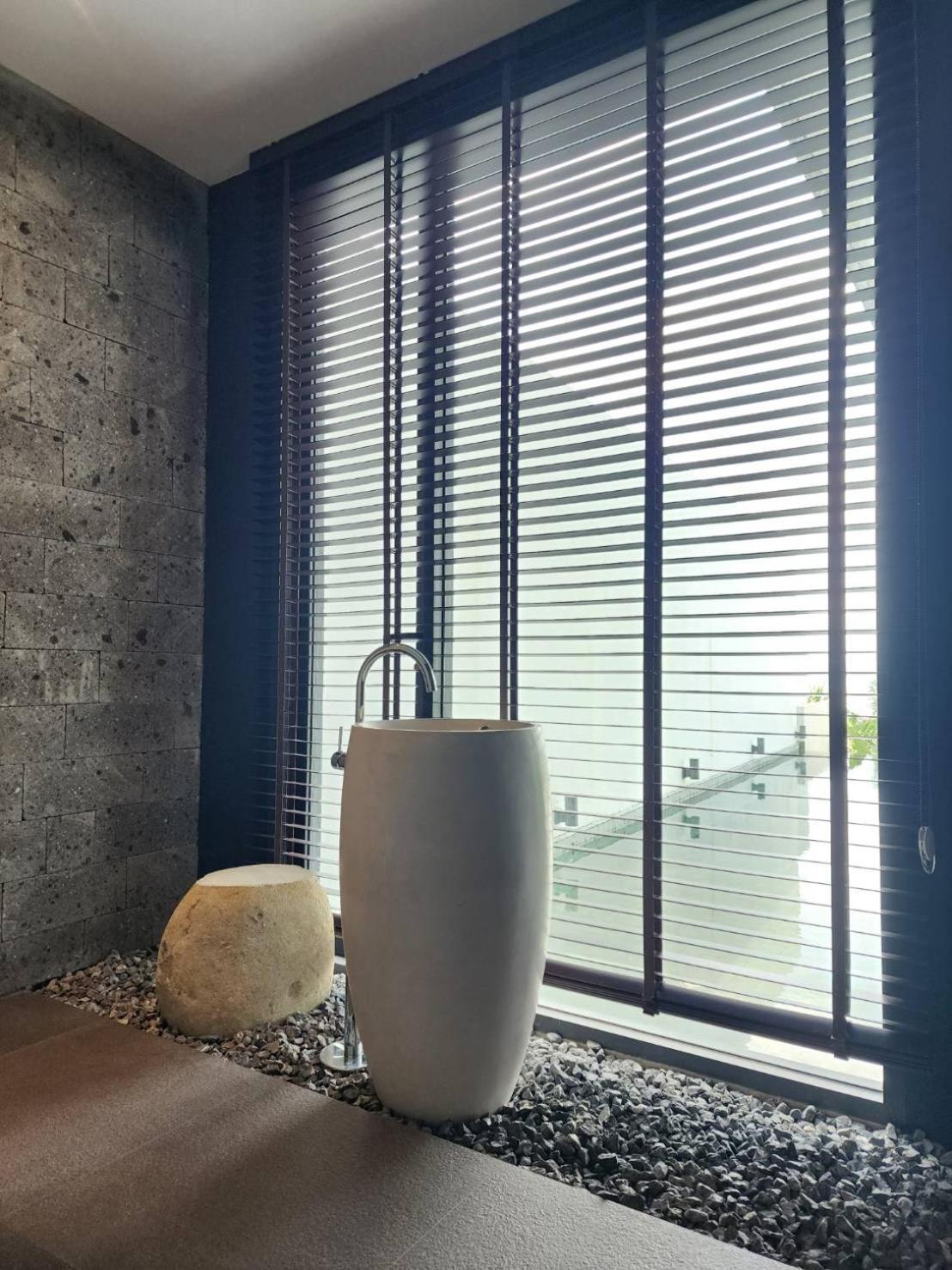 Villa Luxury Beachfront 3 Bedroom Brahma At Ta-ke B