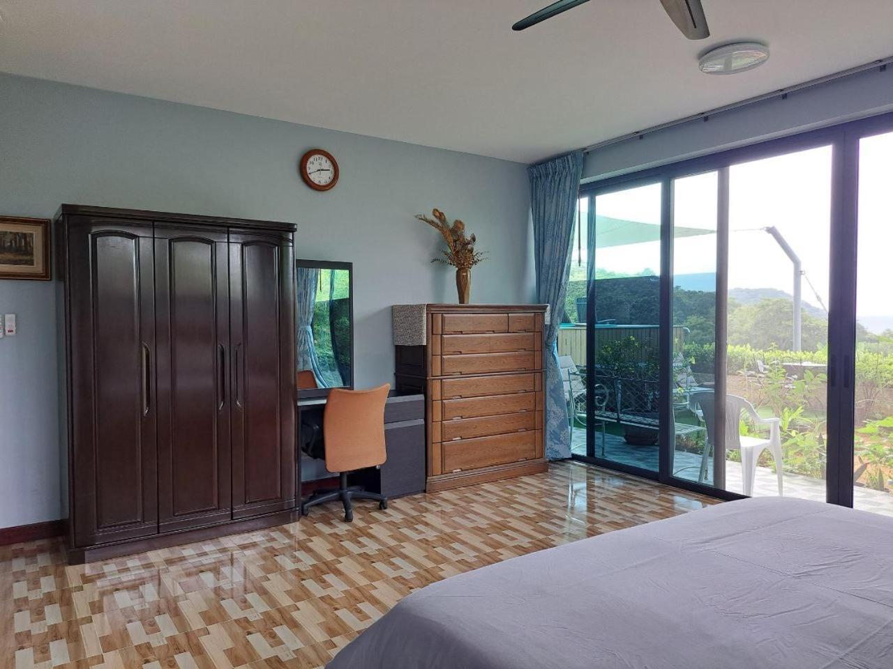 Seaview Eagles Nest Appartement